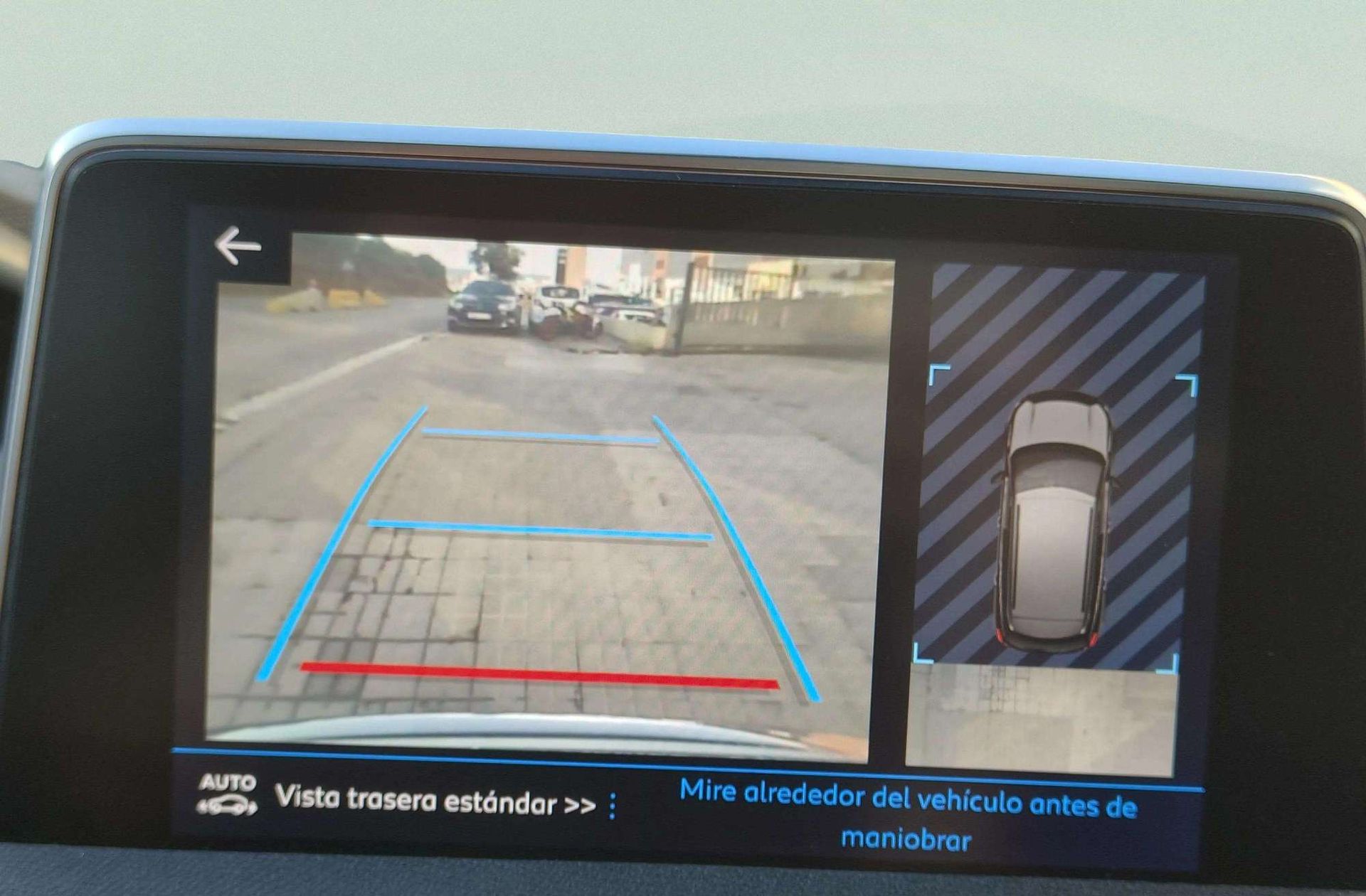 Peugeot 3008 PureTech 130 Allure EAT6 - foto 10