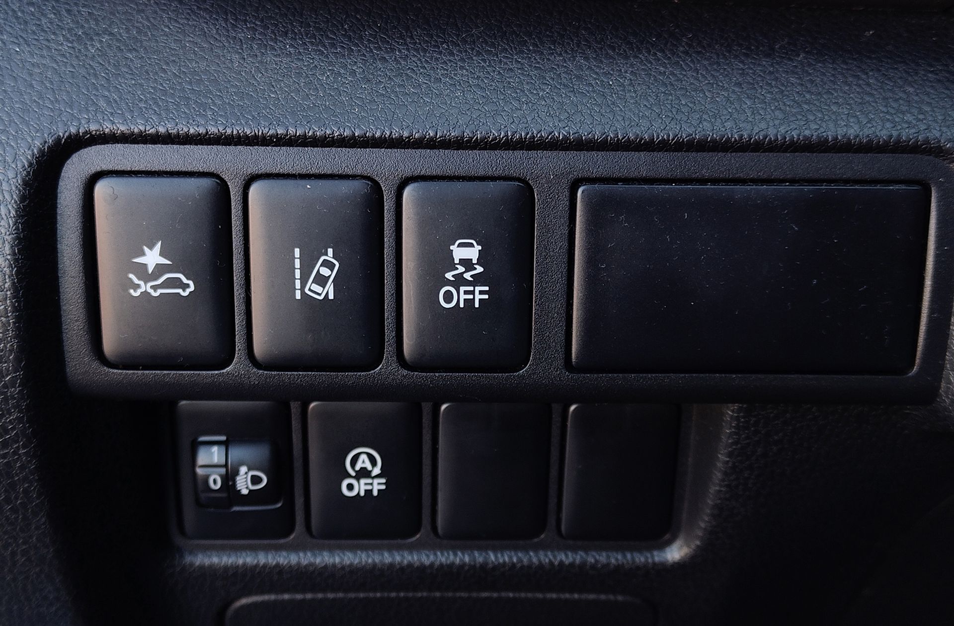 Mitsubishi Eclipse Cross 150T Challenge - foto 21