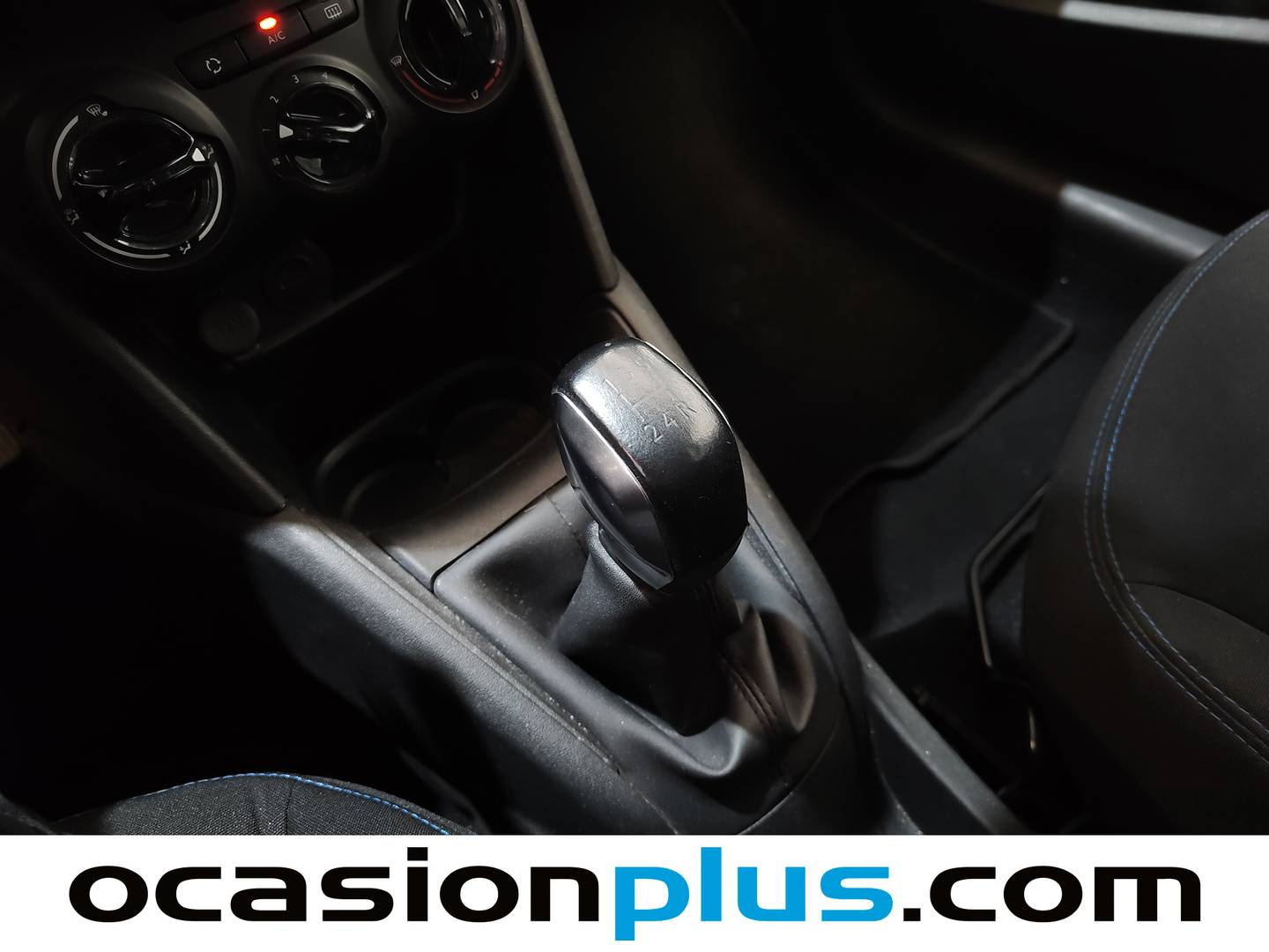 Peugeot 208 Peugeot 208 PureTech Signature (82 CV) de segunda mano