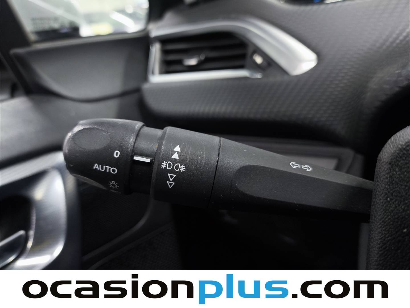 Peugeot 2008 Peugeot 2008 PureTech 110 S&S Allure (110 CV) de segunda mano