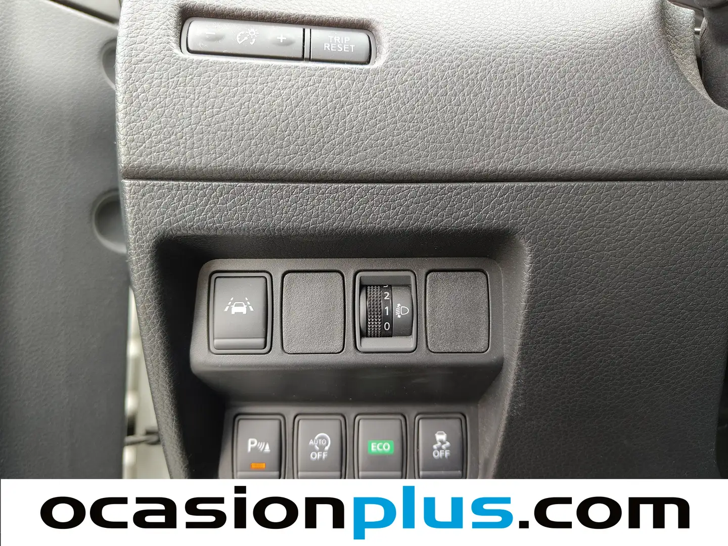 Foto Nissan QASHQAI Nissan Qashqai 1.2 DIG-T N-Connecta 4x2 XTronic (115 CV)