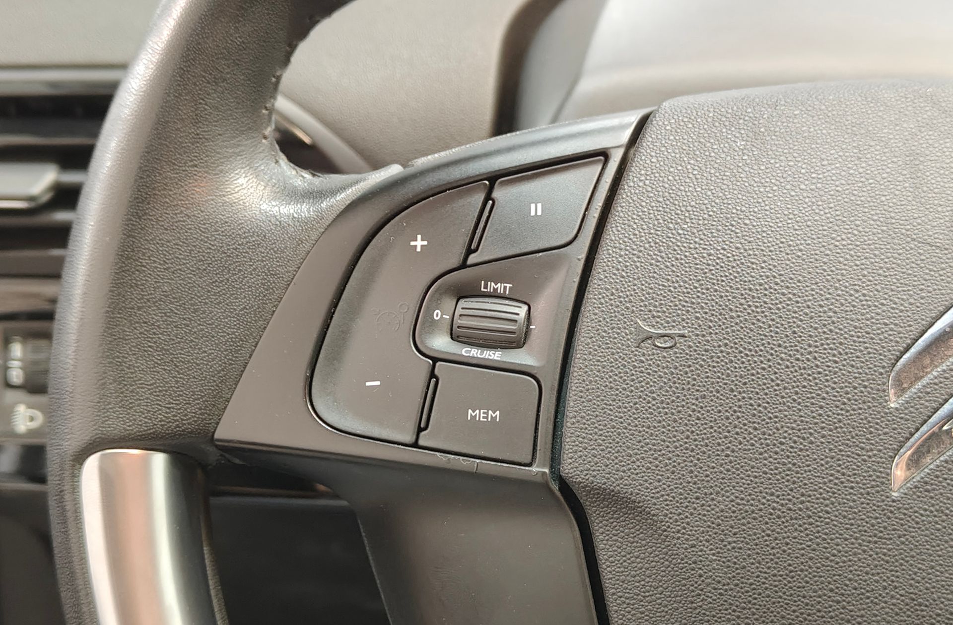 Citroën C4 Picasso PureTech 130 Seduction - foto 22