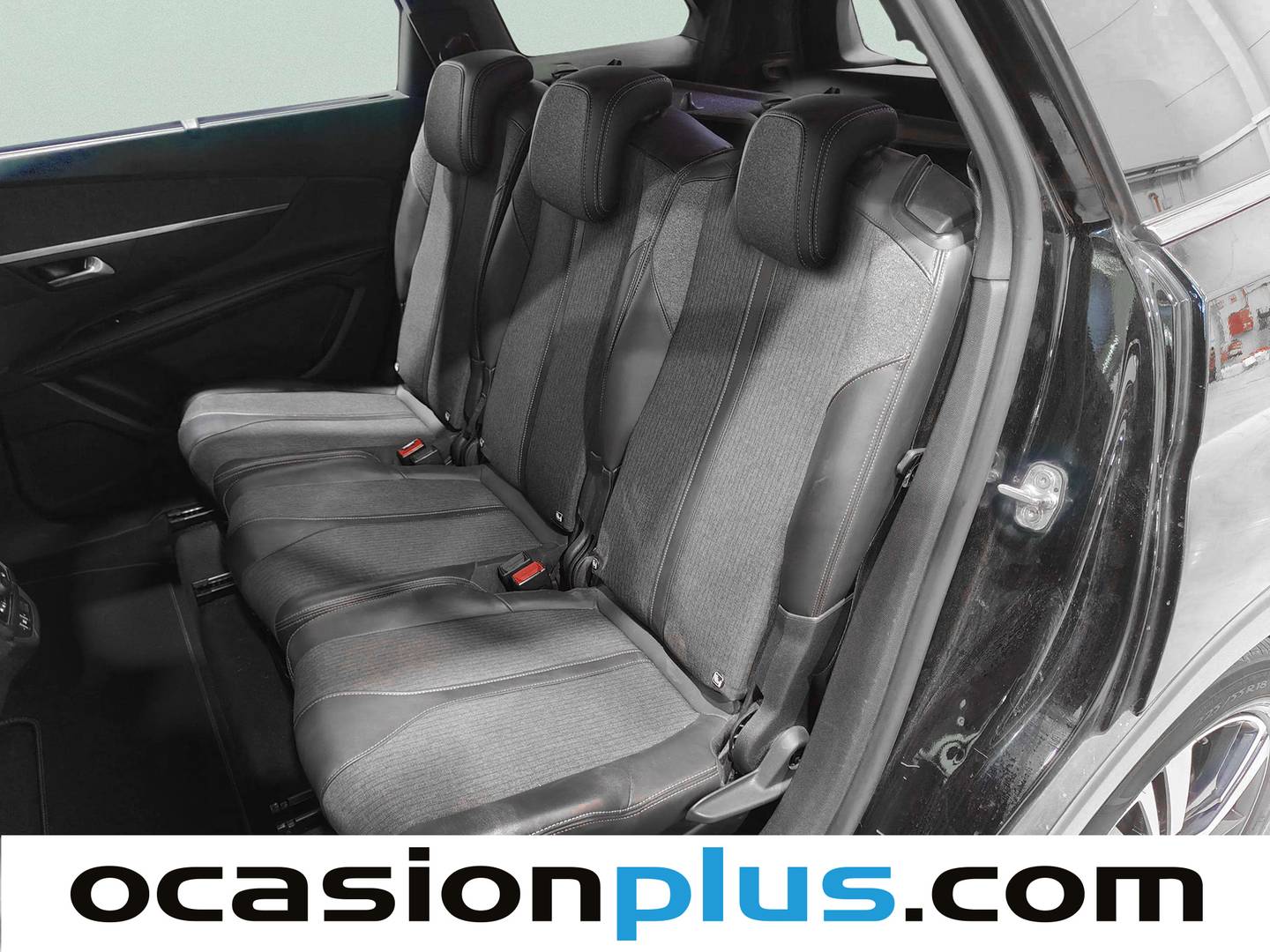 Foto asientos traseros Peugeot 5008 Peugeot 5008 1.6 BlueHDi GT-Line EAT6 S&S (120 CV) 7 Plazas