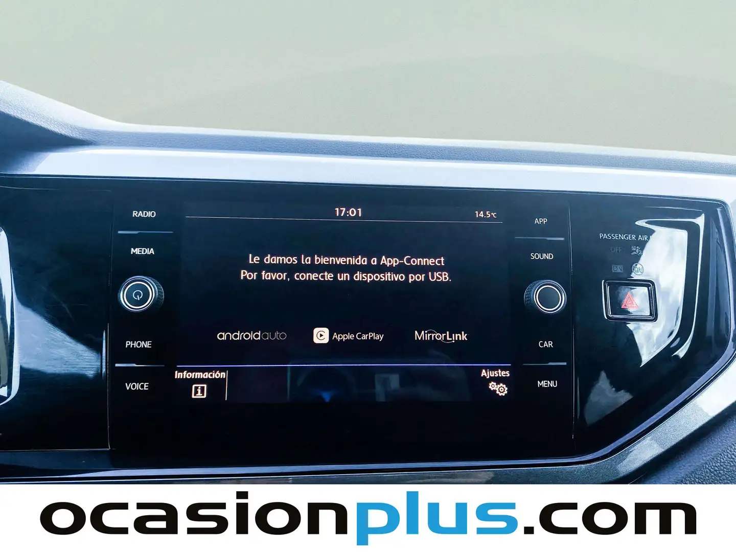 Foto Volkswagen Polo Volkswagen Polo Sport 1.0 TSI R-LINE (115 CV)