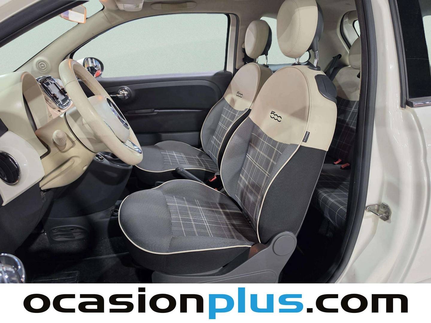 Foto asientos delanteros Fiat 500 Fiat 500 1.2 8v Lounge (69 CV)