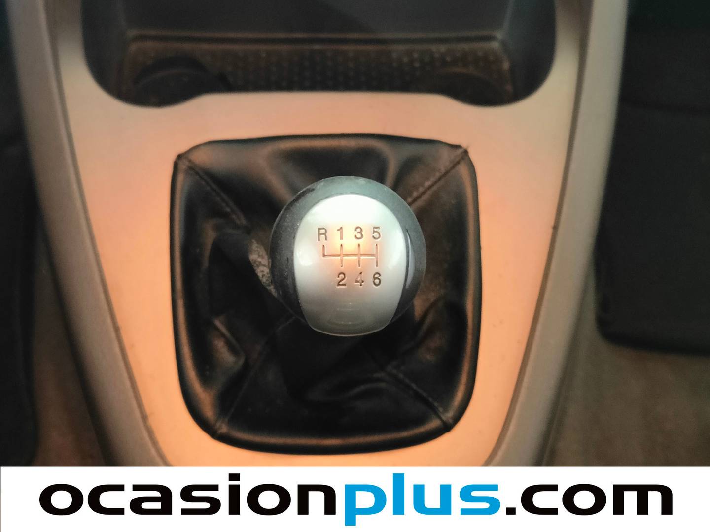 SsangYong Rodius SsangYong Rodius 2.0 e-Xdi Premium (155 CV) 7 Plazas de segunda mano