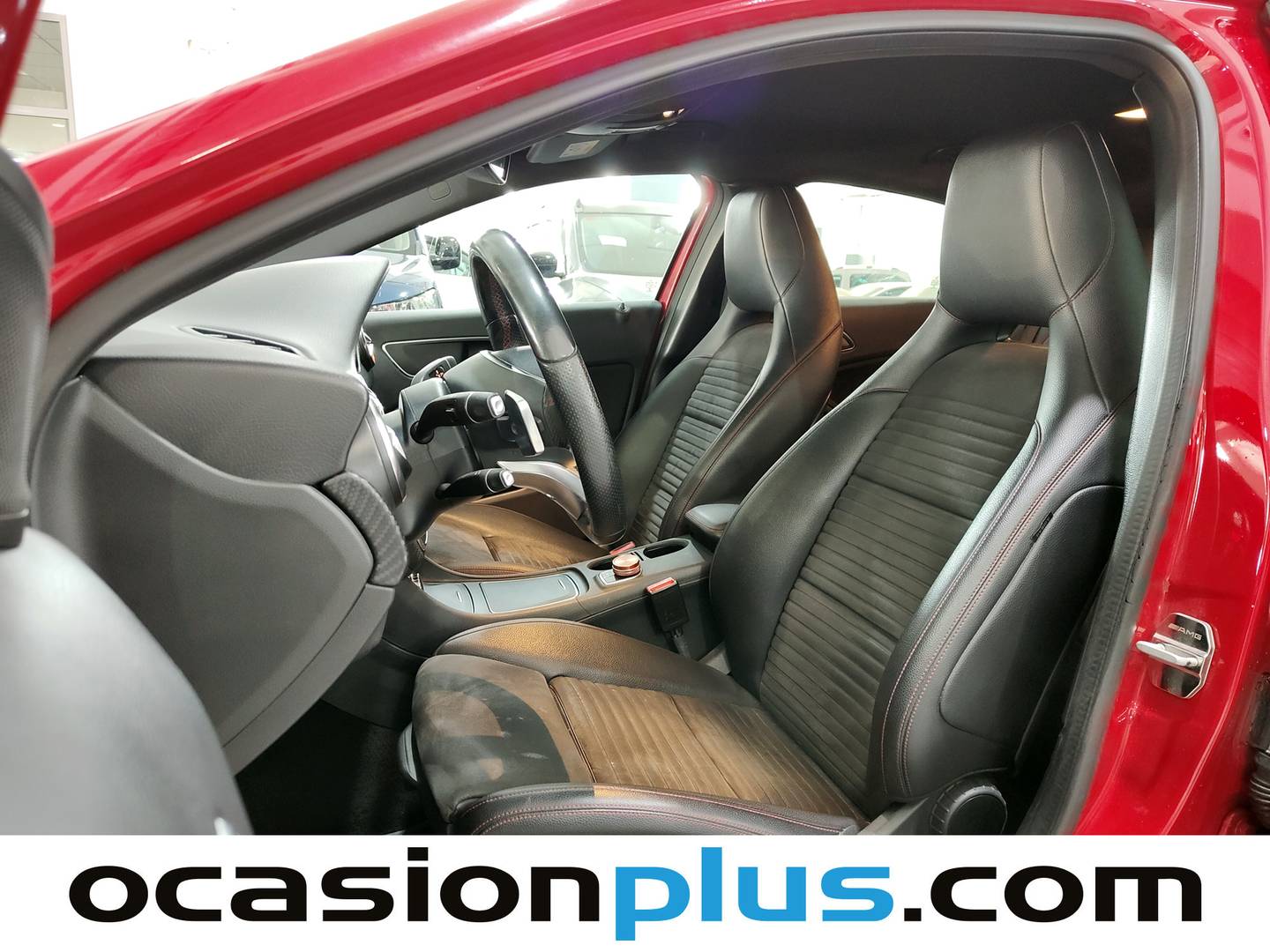 Foto asientos delanteros Mercedes Clase A Mercedes Clase A 200 d  (136 CV) Pack AMG