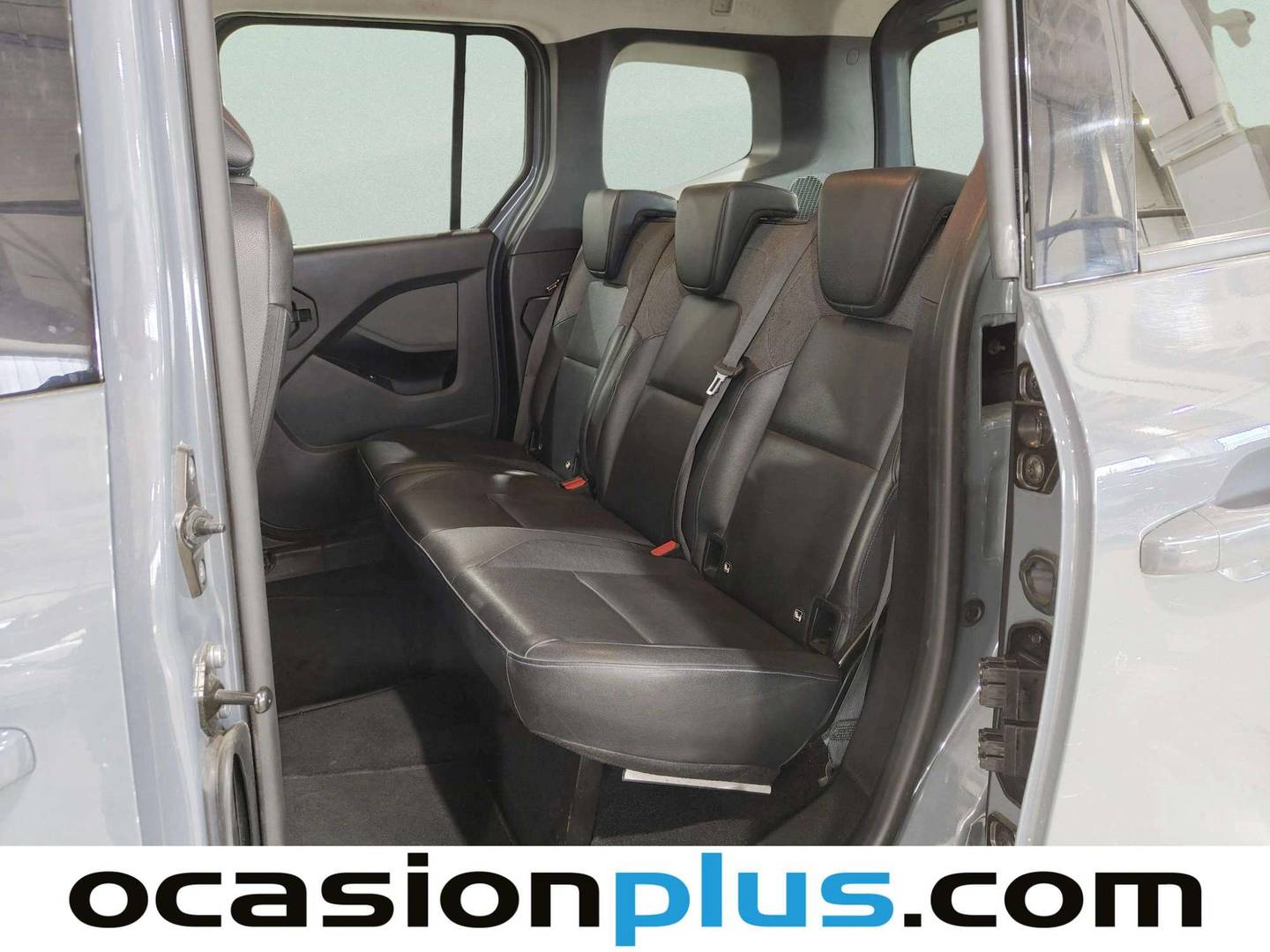 Foto asientos traseros Nissan Townstar Nissan Townstar 1.3G L1 Acenta+ (130 CV)