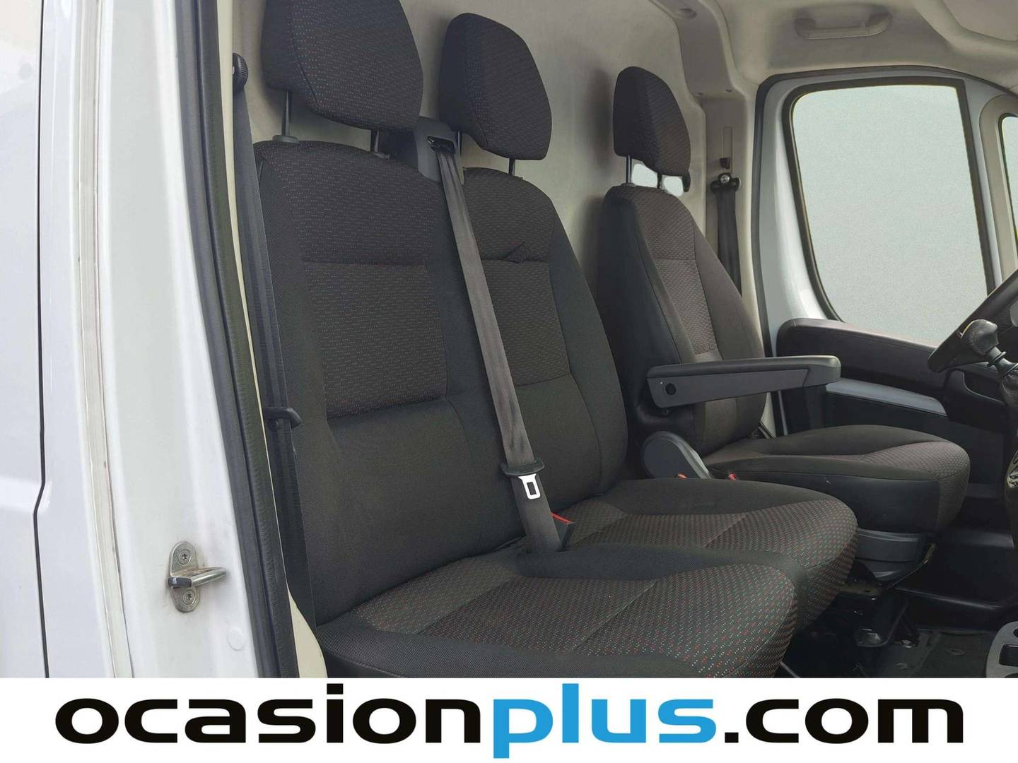 Peugeot Boxer Peugeot Boxer Furgon BlueHDi 140 S&S 335 L2H2 (140 CV) gasolina