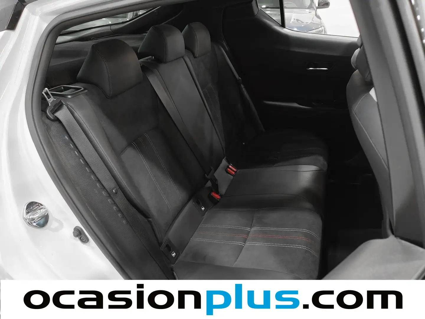 Foto Toyota C-HR Toyota C-HR 180H GR Sport (184 CV)