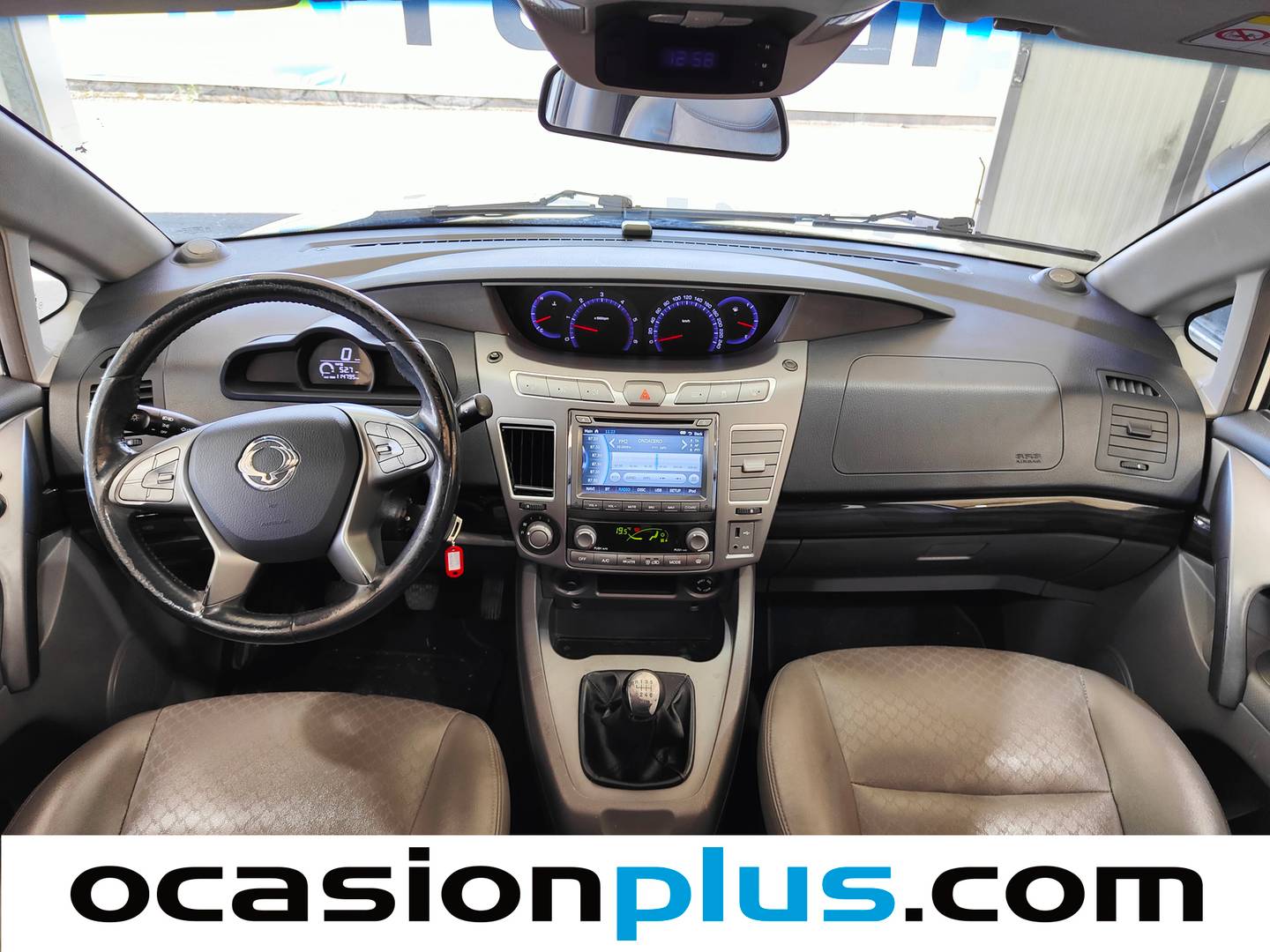 Foto SsangYong Rodius Ssangyong Rodius D22T Limited (178 CV) 7 Plazas