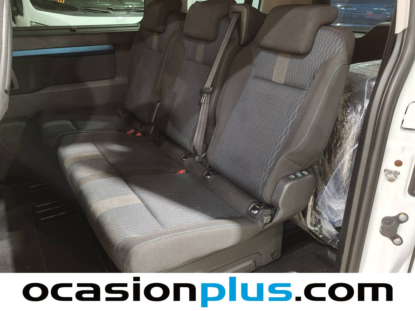 Fotos maletero Peugeot Traveller Peugeot Traveller BlueHDi 145 S&S Active Standard (145 CV) 8 Plazas