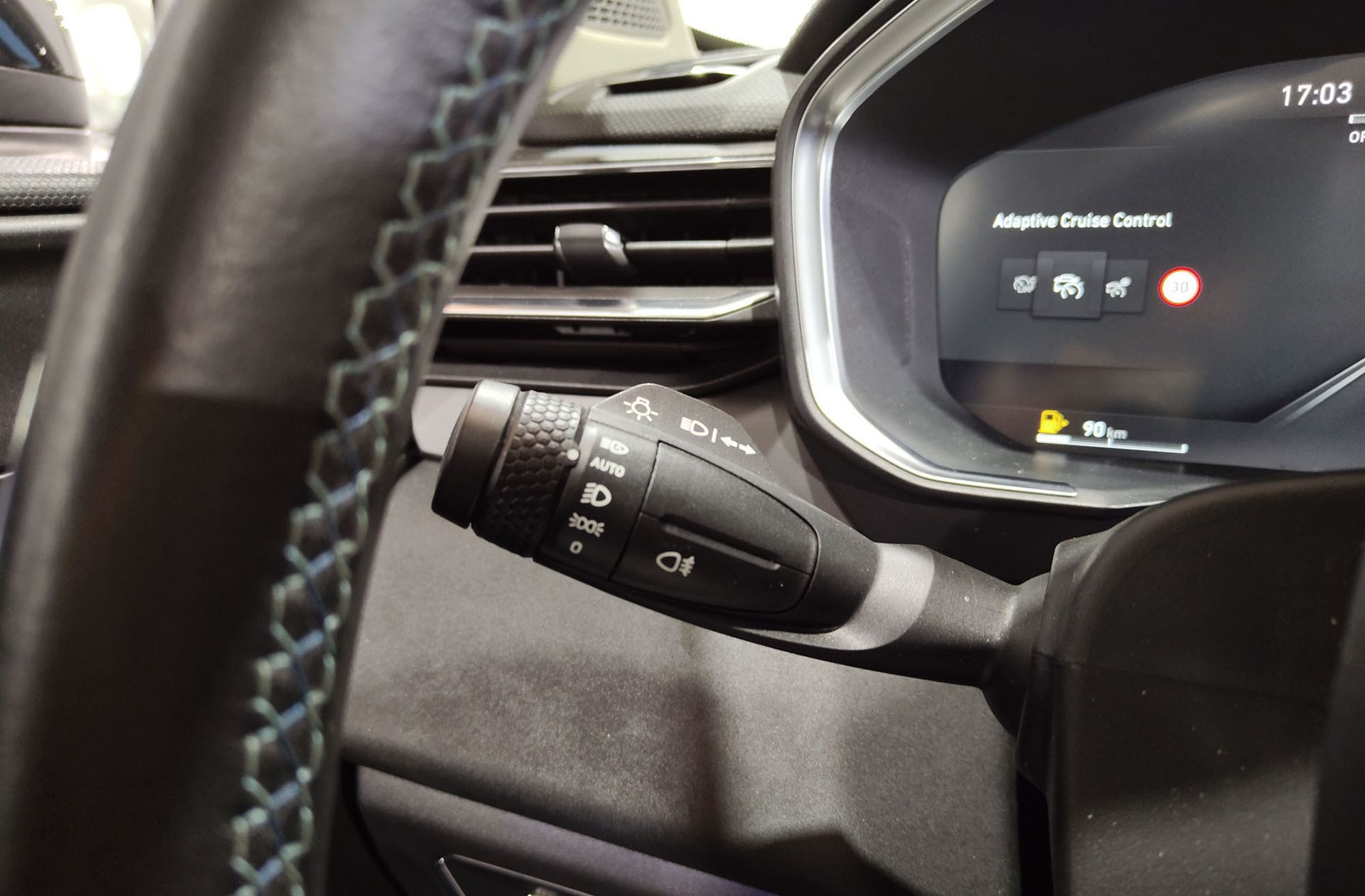 Lynk & Co 01 1.5 PHEV - foto 29