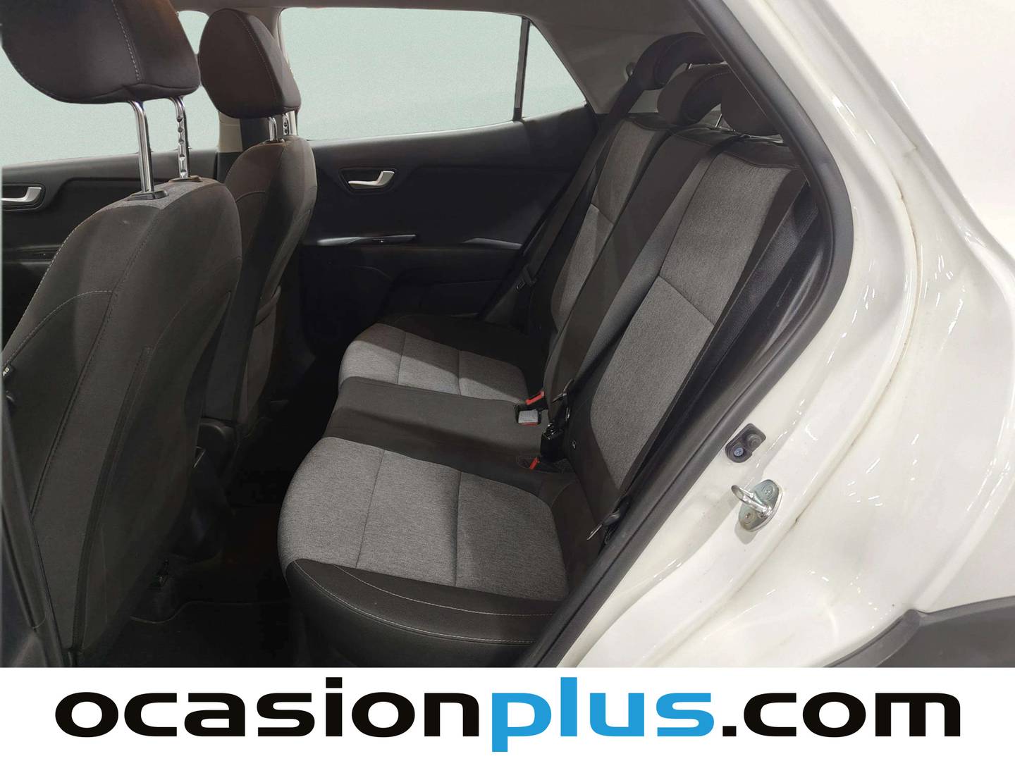 Foto asientos traseros KIA Stonic KIA Stonic 1.2 DPi Concept (84 CV)