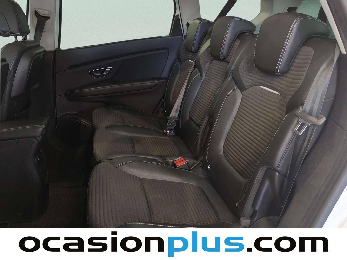 Foto asientos traseros Renault Grand Scénic Renault Grand Scenic Zen Energy TCe (140 CV) 7 Plazas