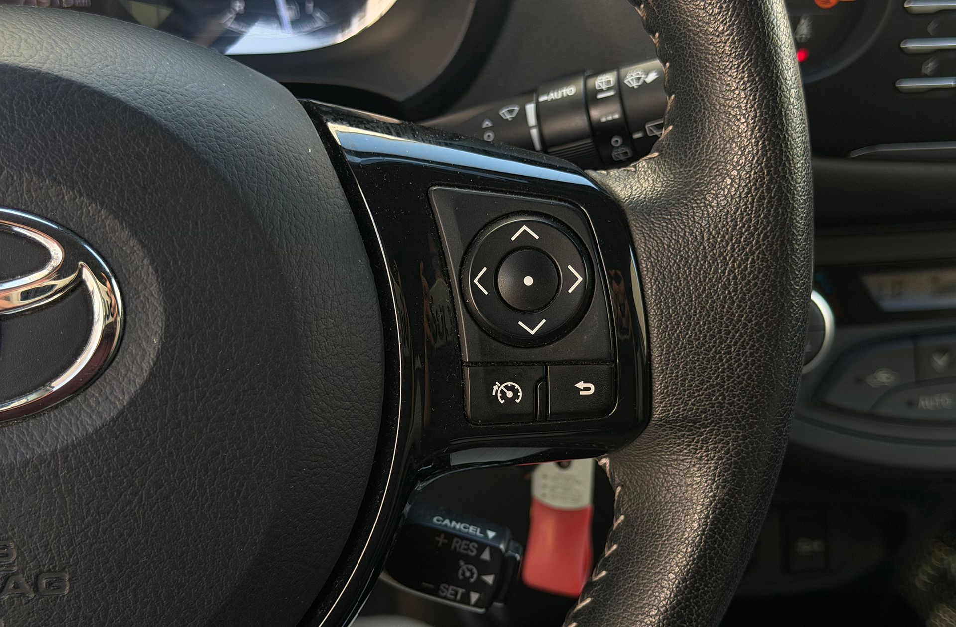 Toyota Yaris 1.5 Active - foto 20