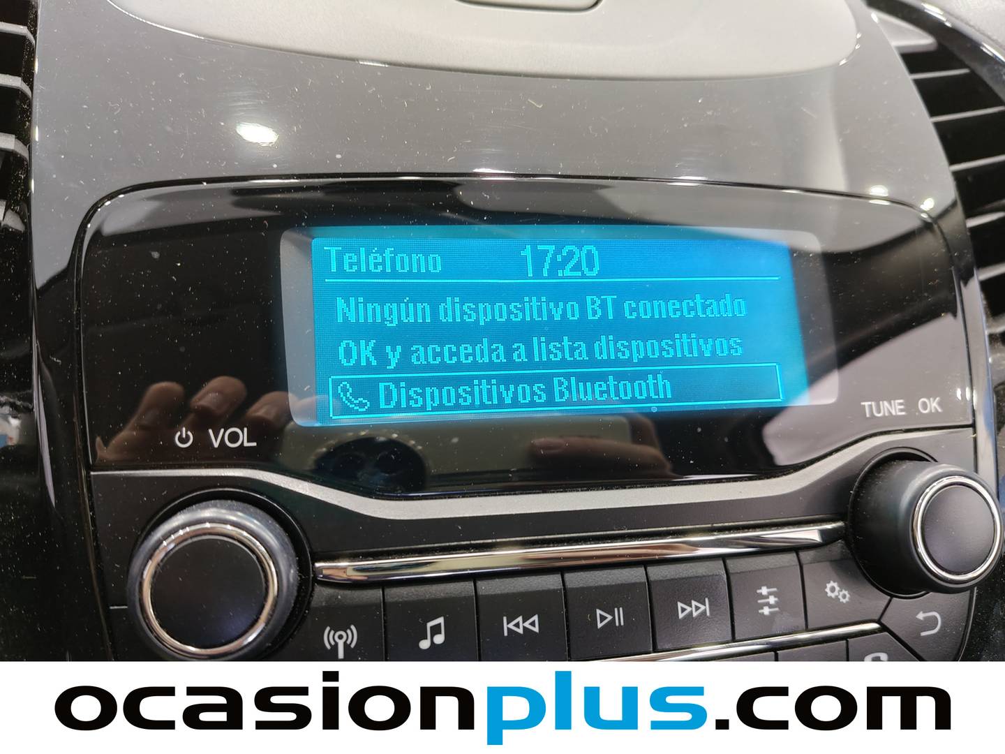 Extras y acabados del Ford Ka+ Ford Ka+ 1.2 Ti-VCT White Edition (85 CV)