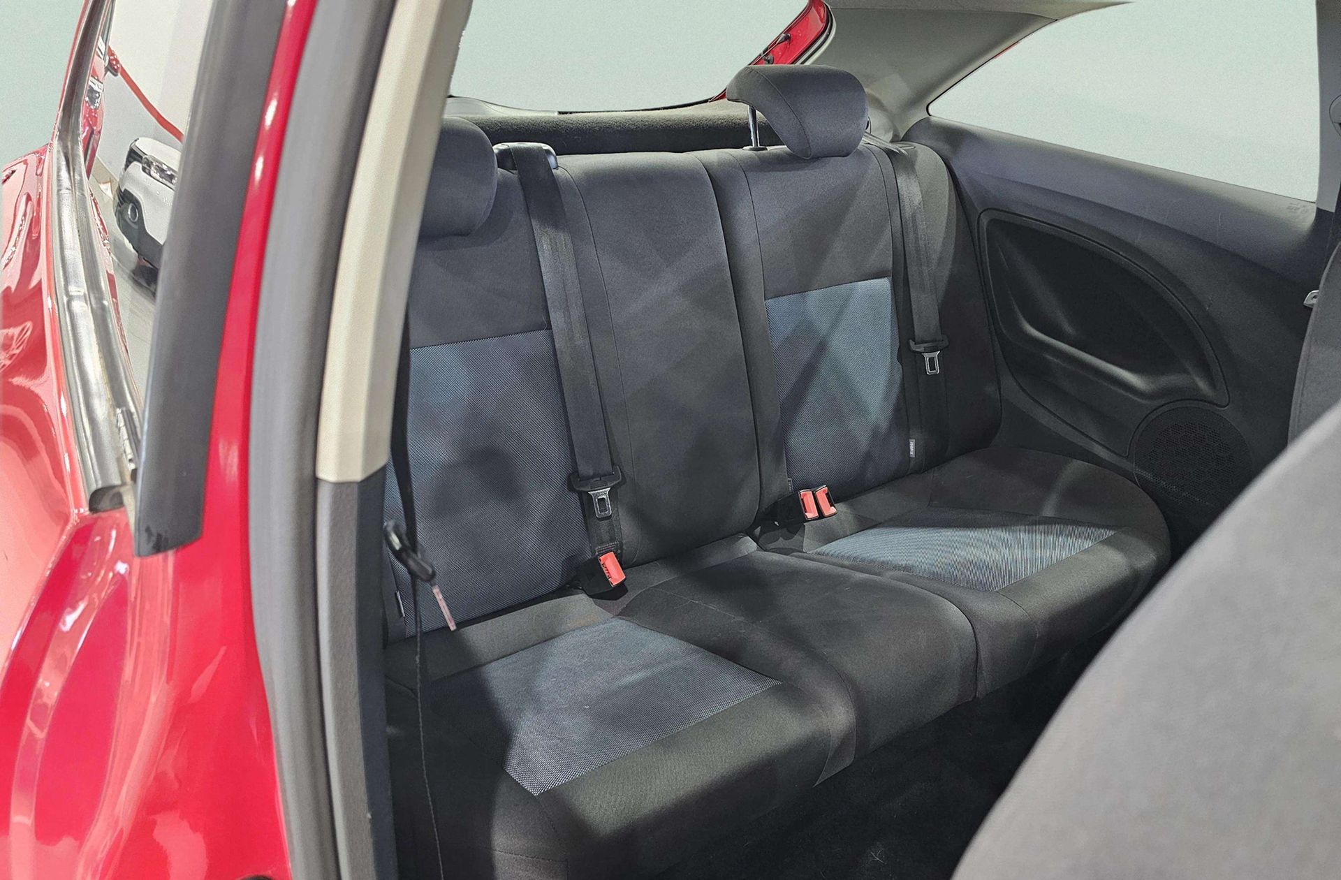 SEAT Ibiza SC 1.2 12v Reference - foto 14