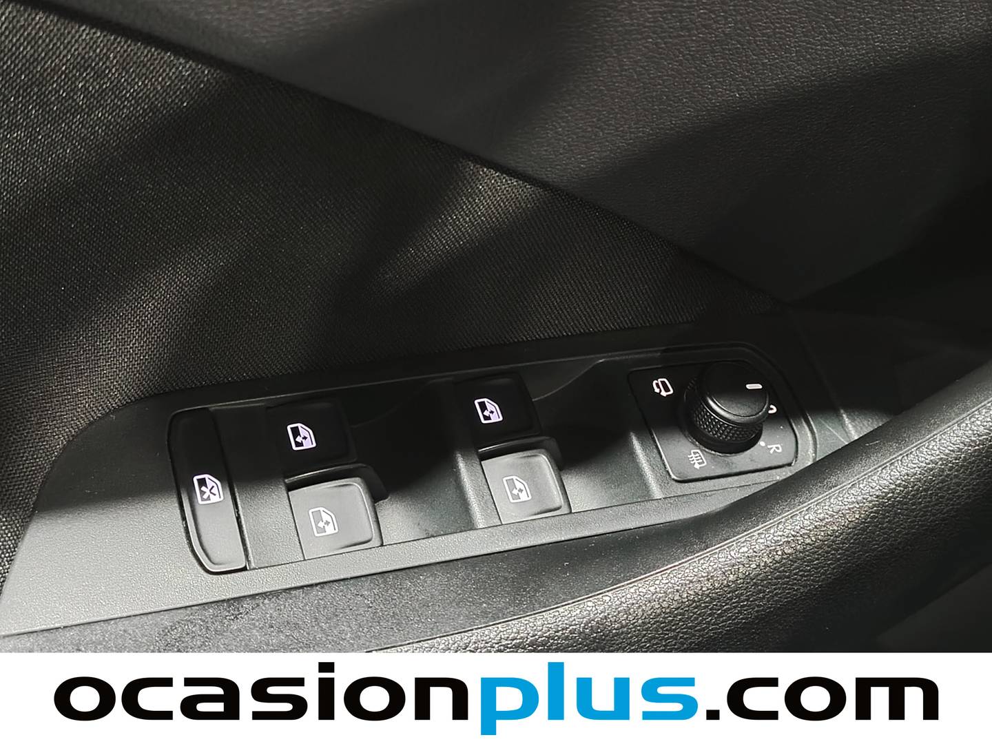 Foto Skoda Kamiq Skoda Kamiq 1.5 TSI Sport DSG (150 CV)