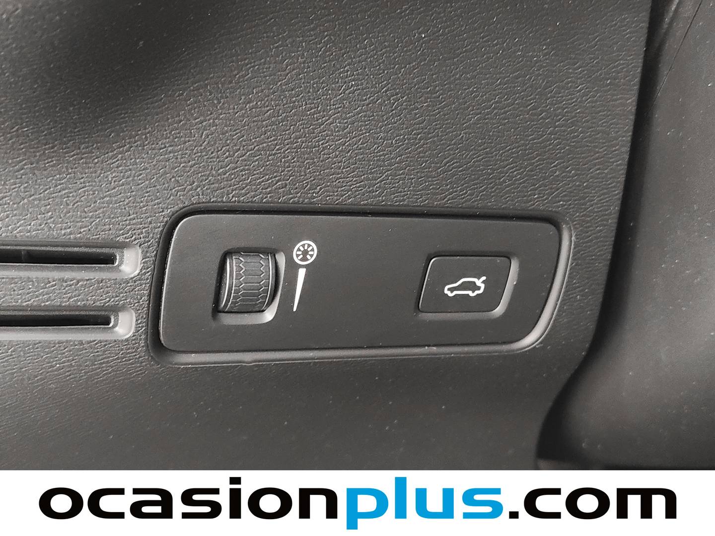 Volvo XC40 Volvo XC40 T4 Momentum Auto (190 CV) de ocasión