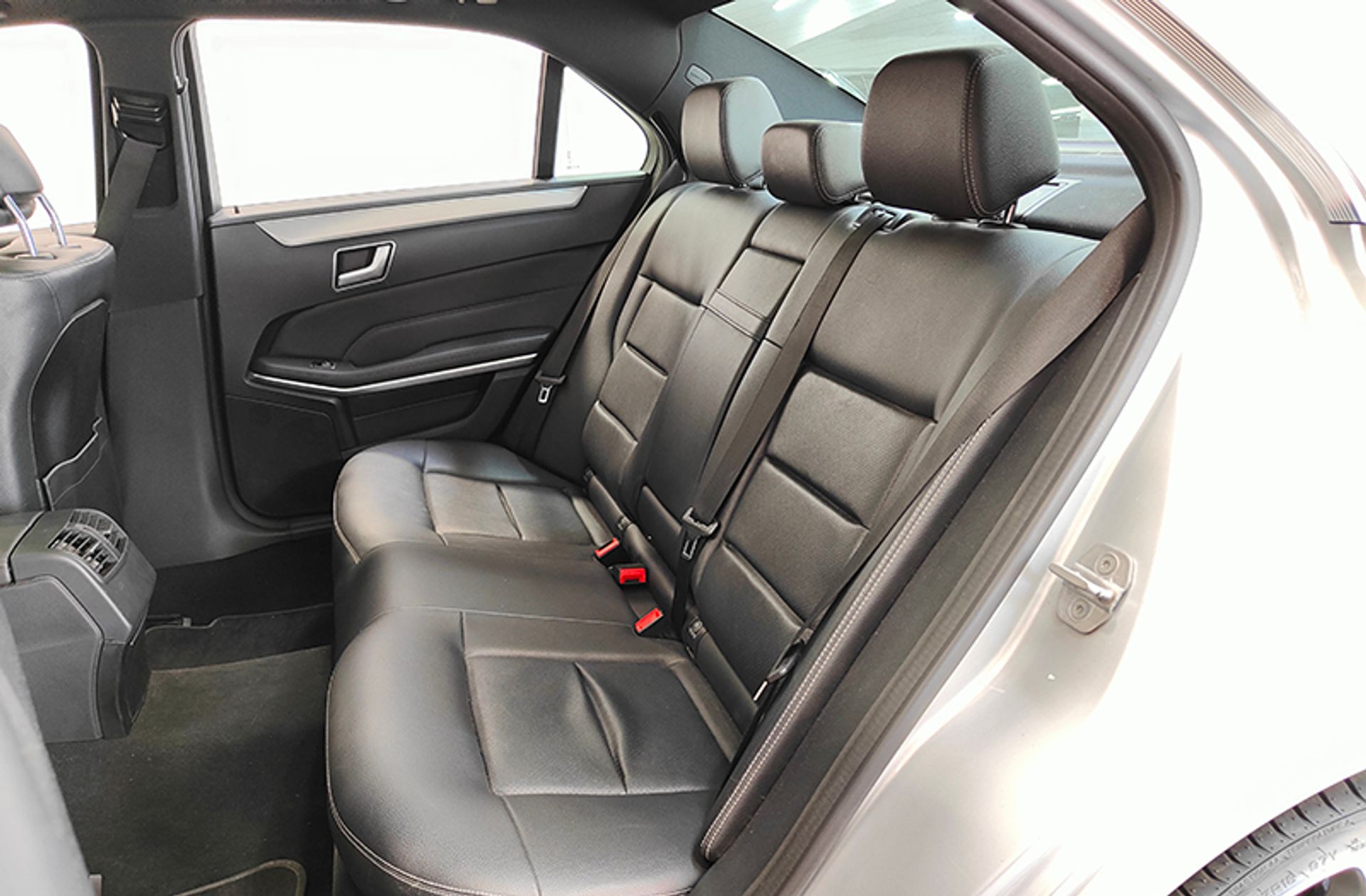 Mercedes-Benz Clase E E 300 BlueTEC Hybrid Avantgarde - foto 17