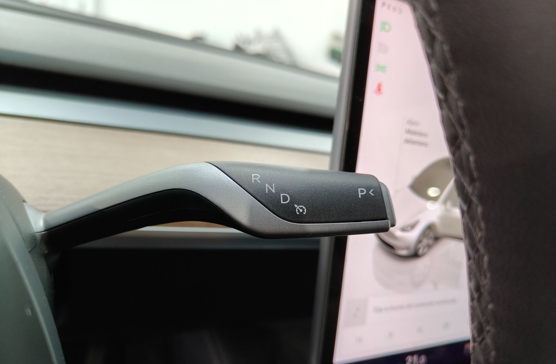 Tesla Model Y Gran Autonomía 4WD - foto 5