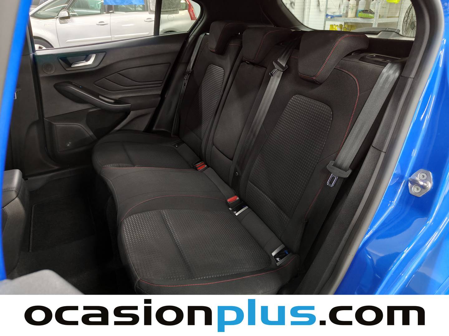Foto asientos traseros Ford Focus Ford Focus 1.0 Ecoboost MHEV ST-Line (155 CV)