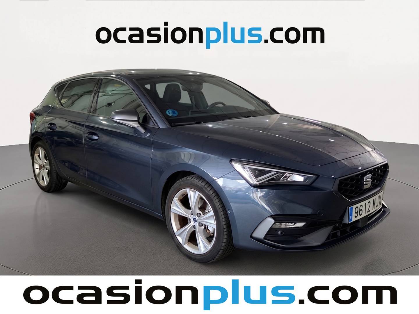 Foto delantera Seat León Seat León 1.0 eTSI S&S FR XXL ECO DSG  (110 CV) derecha