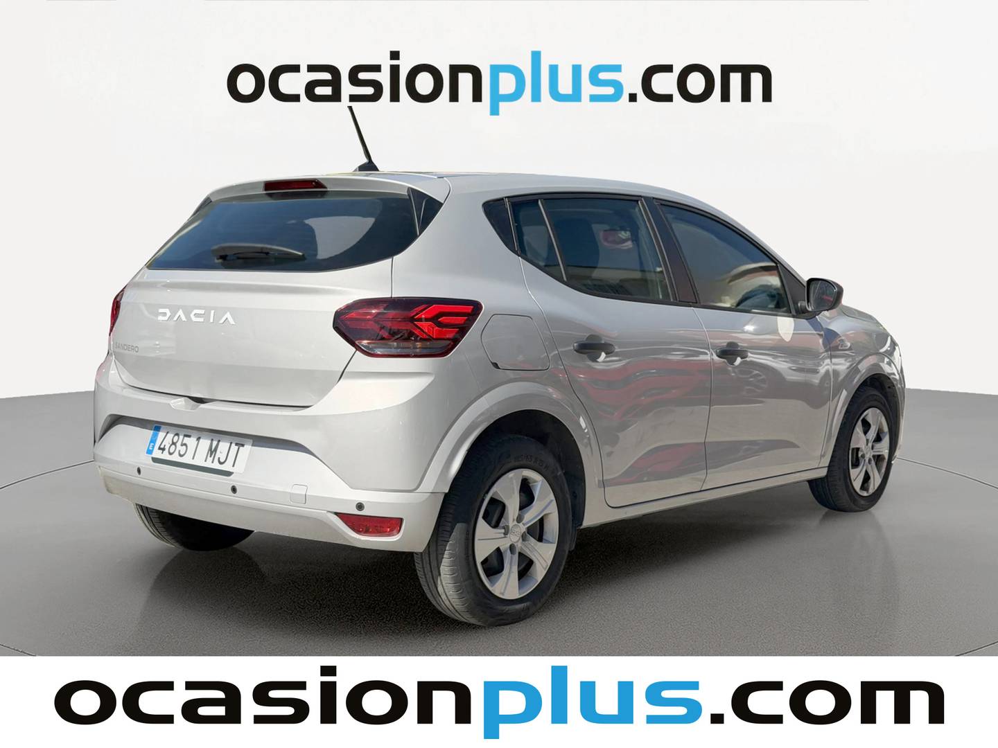 Foto trasera Dacia Sandero Dacia Sandero Essential TCe (91 CV) derecha