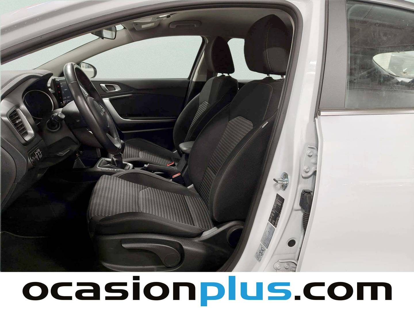 Foto asientos delanteros KIA XCeed KIA XCeed 1.0 T-GDi Drive (120 CV)