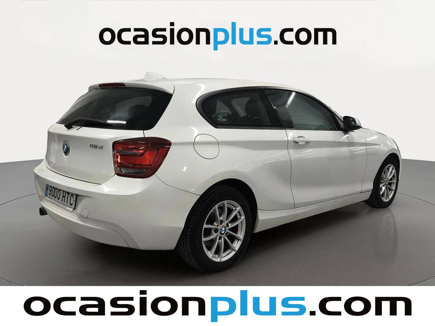 Foto trasera BMW Serie 1 BMW Serie 1 118d (143 CV) derecha