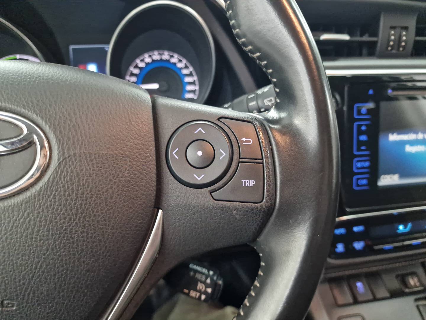 Foto Toyota Auris Toyota Auris 140H Hybrid Active (136 CV)