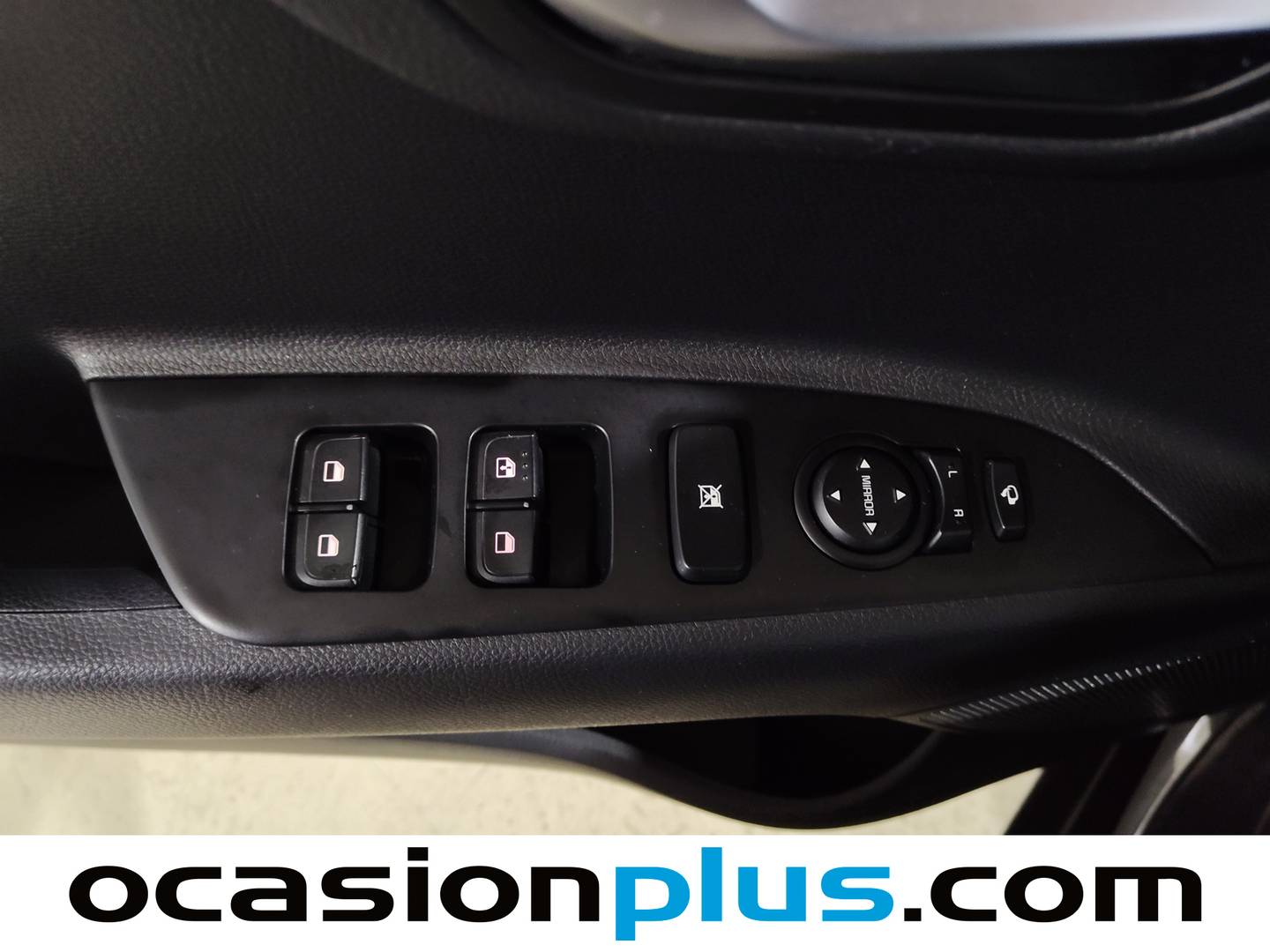 Foto KIA Stonic Kia Stonic 1.0 T-GDi MHEV Drive iMT (100 CV)