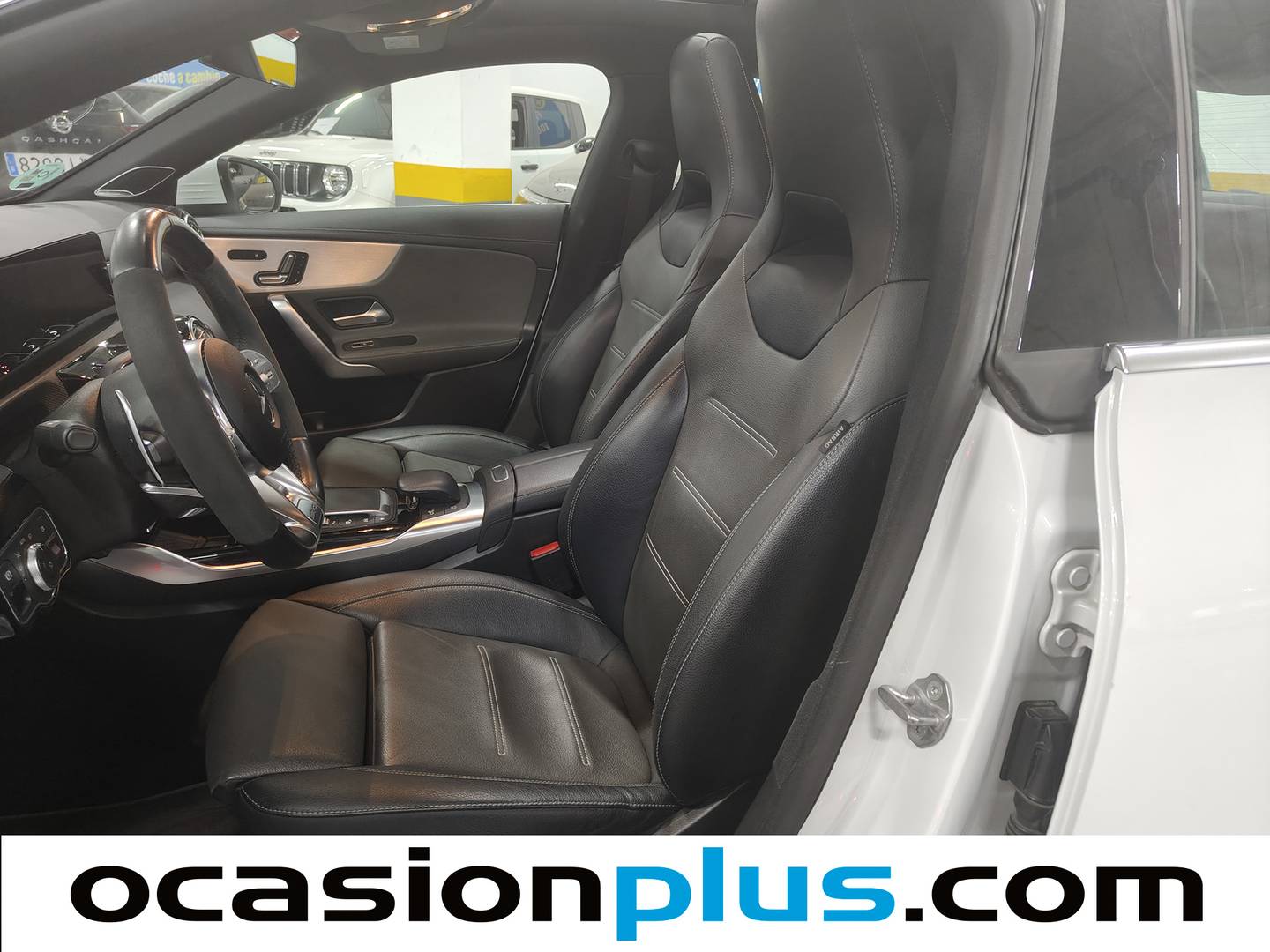 Foto asientos delanteros Mercedes CLA Mercedes CLA 45 S AMG 4Matic+ (422 CV)