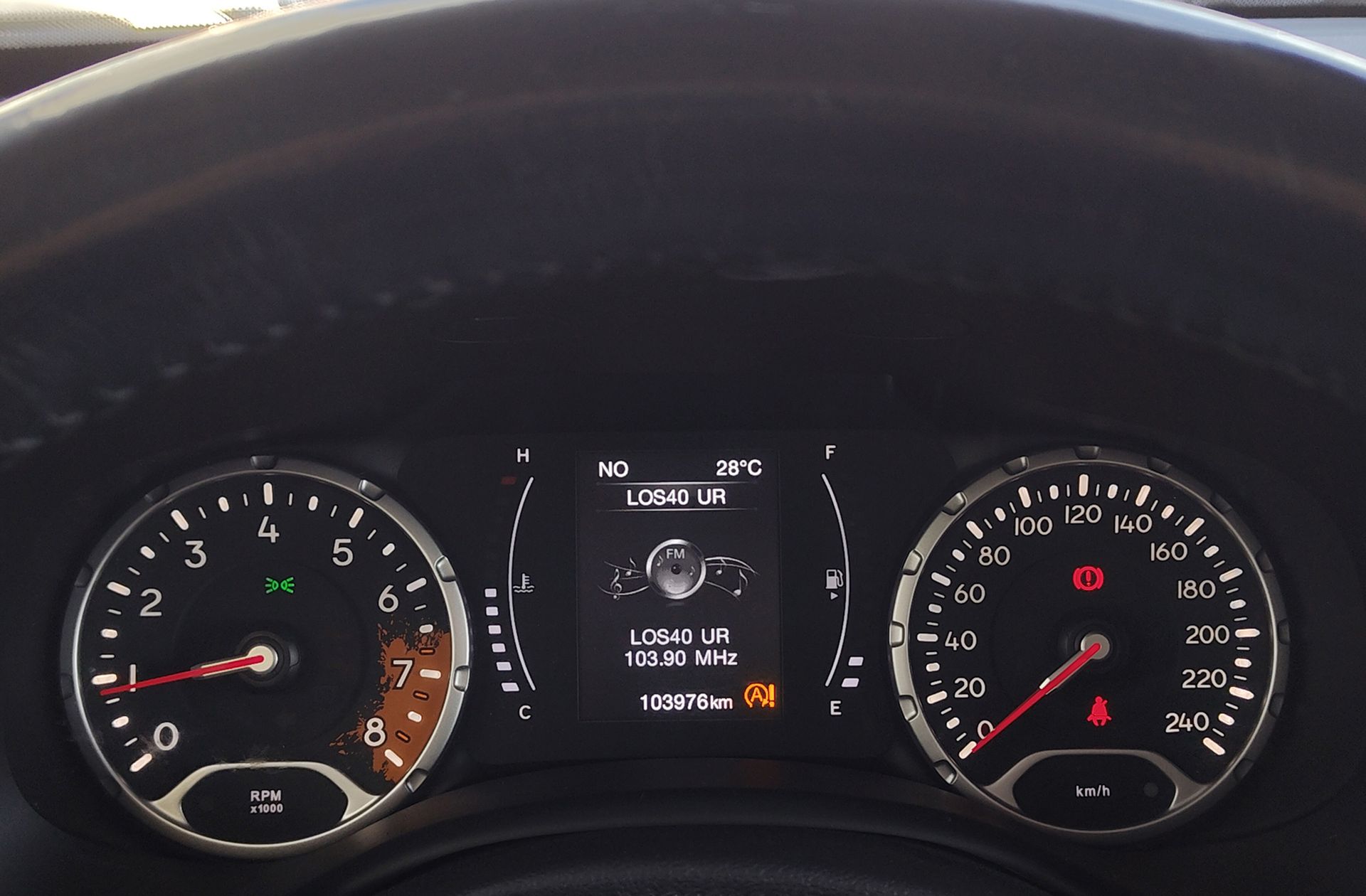 Jeep Renegade 1.4 MultiAir Longitude 4x2 - foto 22