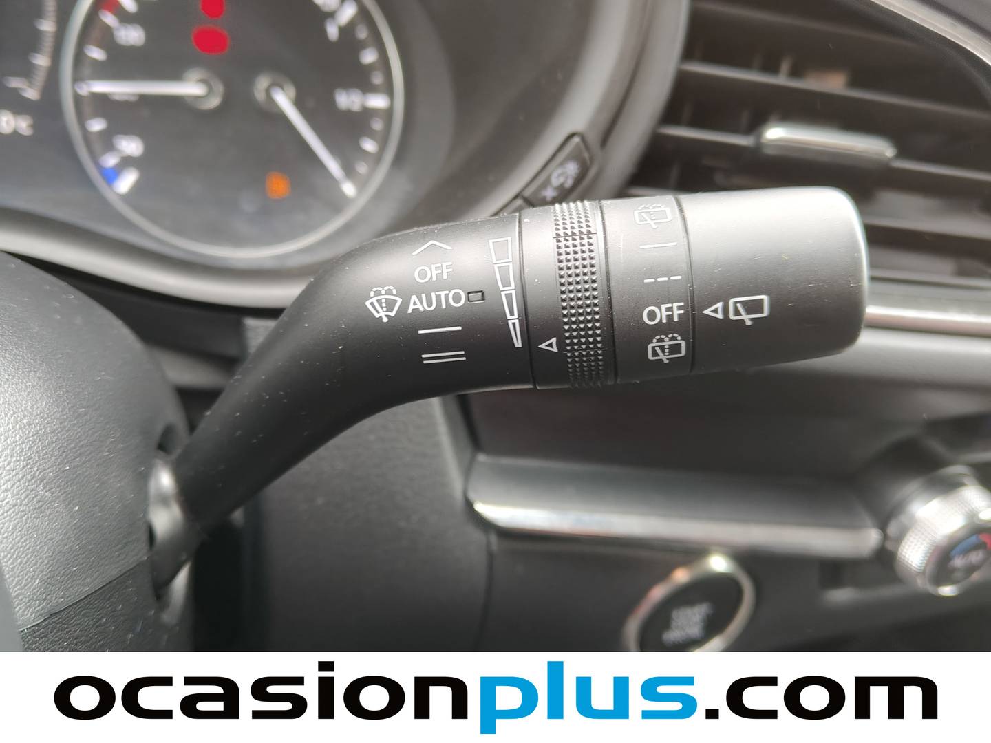 Mazda CX-30 Mazda CX-30 2.0 Skyactiv-G Zenith 2WD AT (122 CV) híbrido