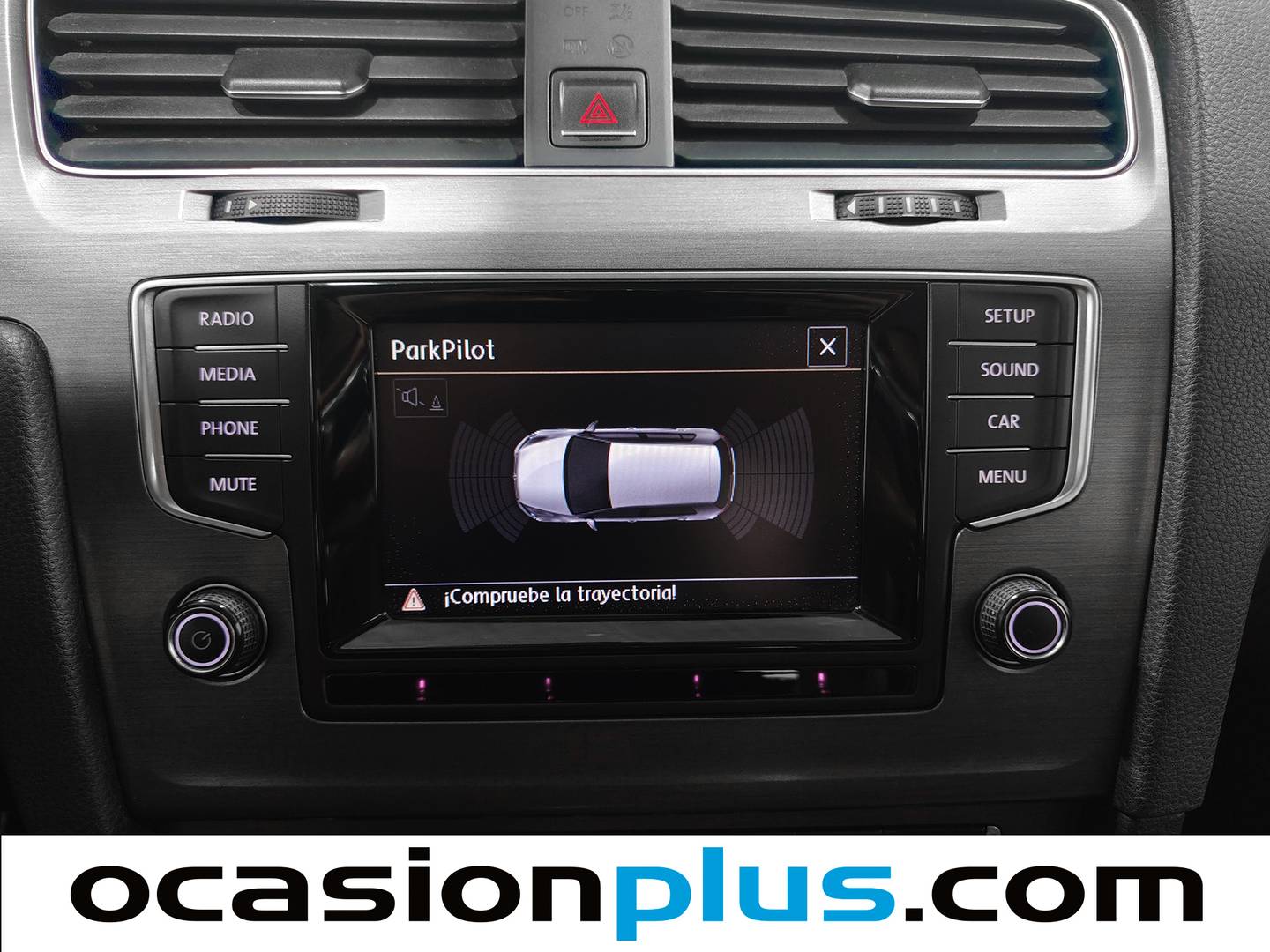 Extras y acabados del Volkswagen Golf Volkswagen Golf Advance 1.6 TDI BMT  (105 CV)