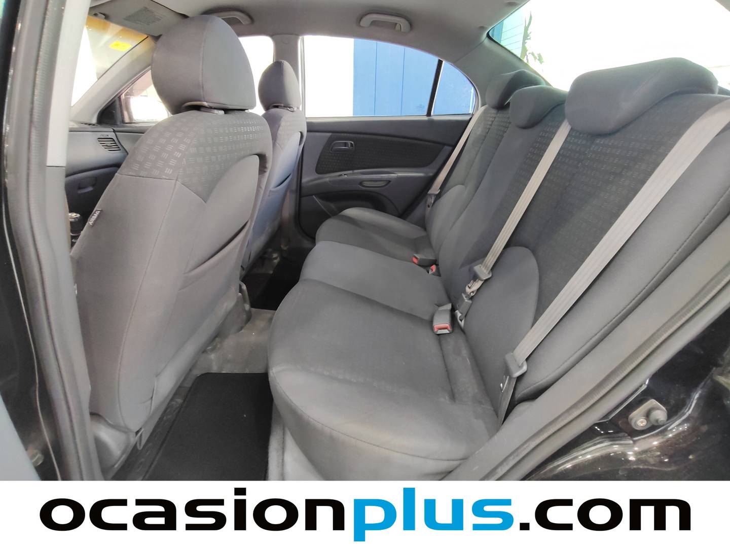 Foto asientos traseros KIA Rio KIA Rio 1.4 DOHC EXI (94 CV)