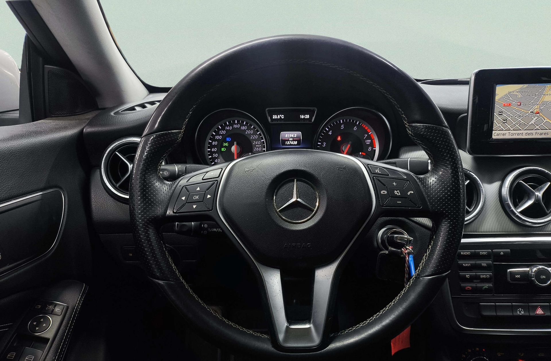 Mercedes-Benz CLA 200 - foto 22