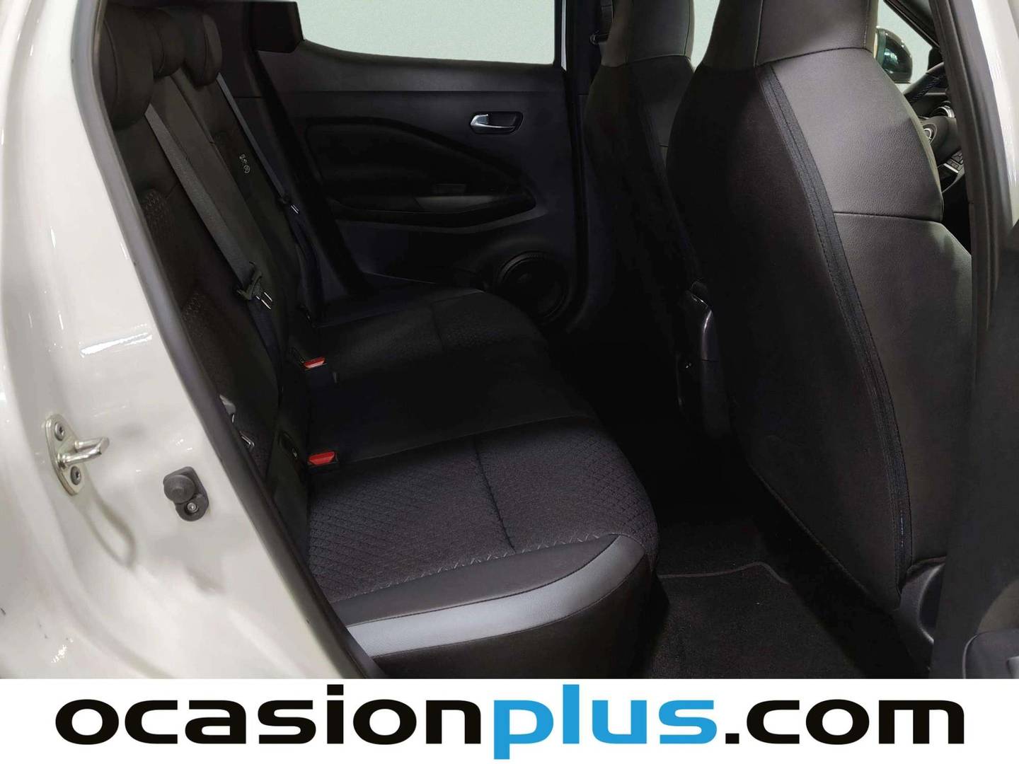 Foto asientos traseros Nissan JUKE Nissan Juke Hybrid N-Design Black Auto (143 CV)