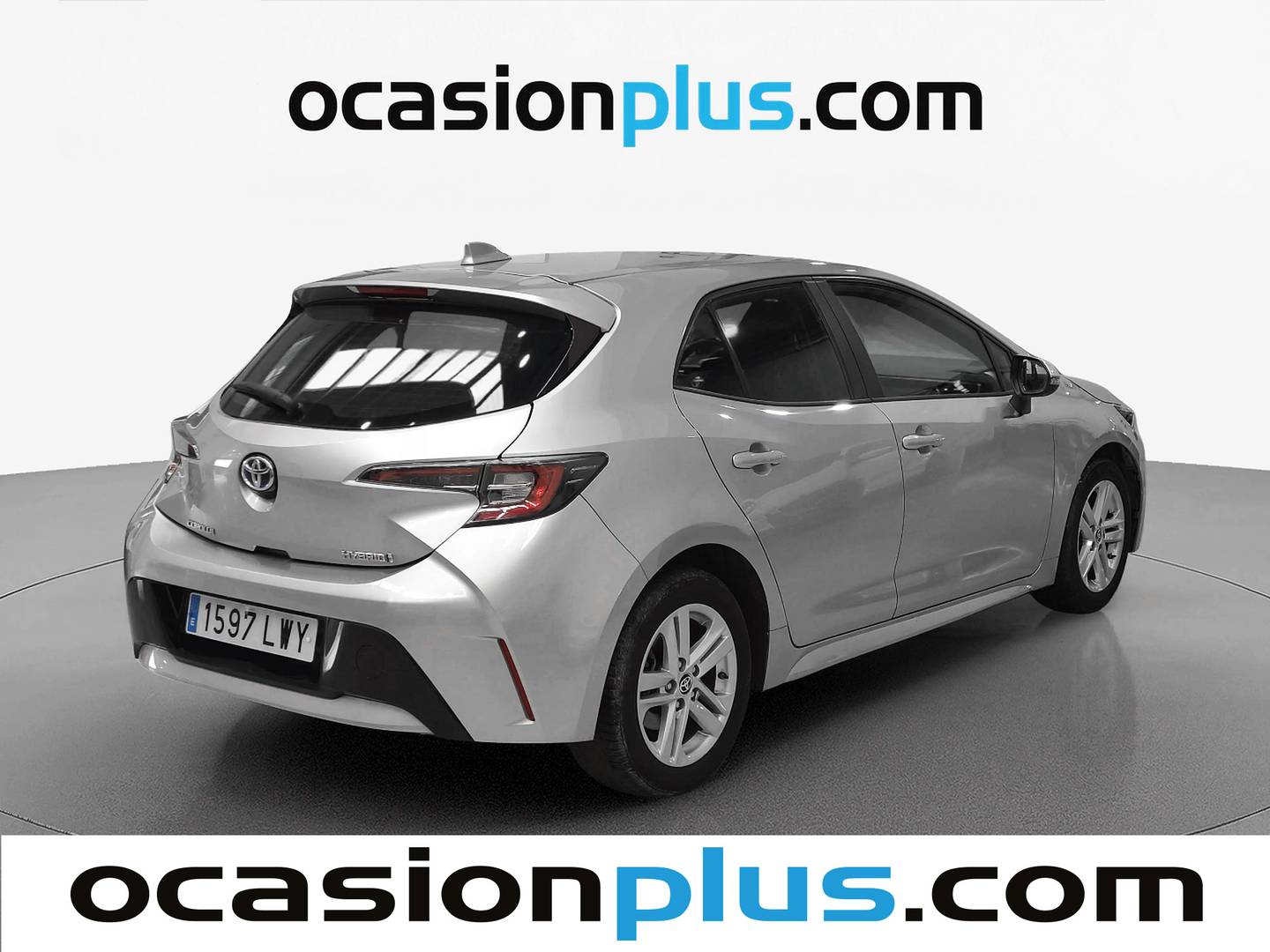 Foto trasera Toyota Corolla Toyota Corolla 1.8 125 Híbrido Active Tech E-CVT (122 CV) izquierda