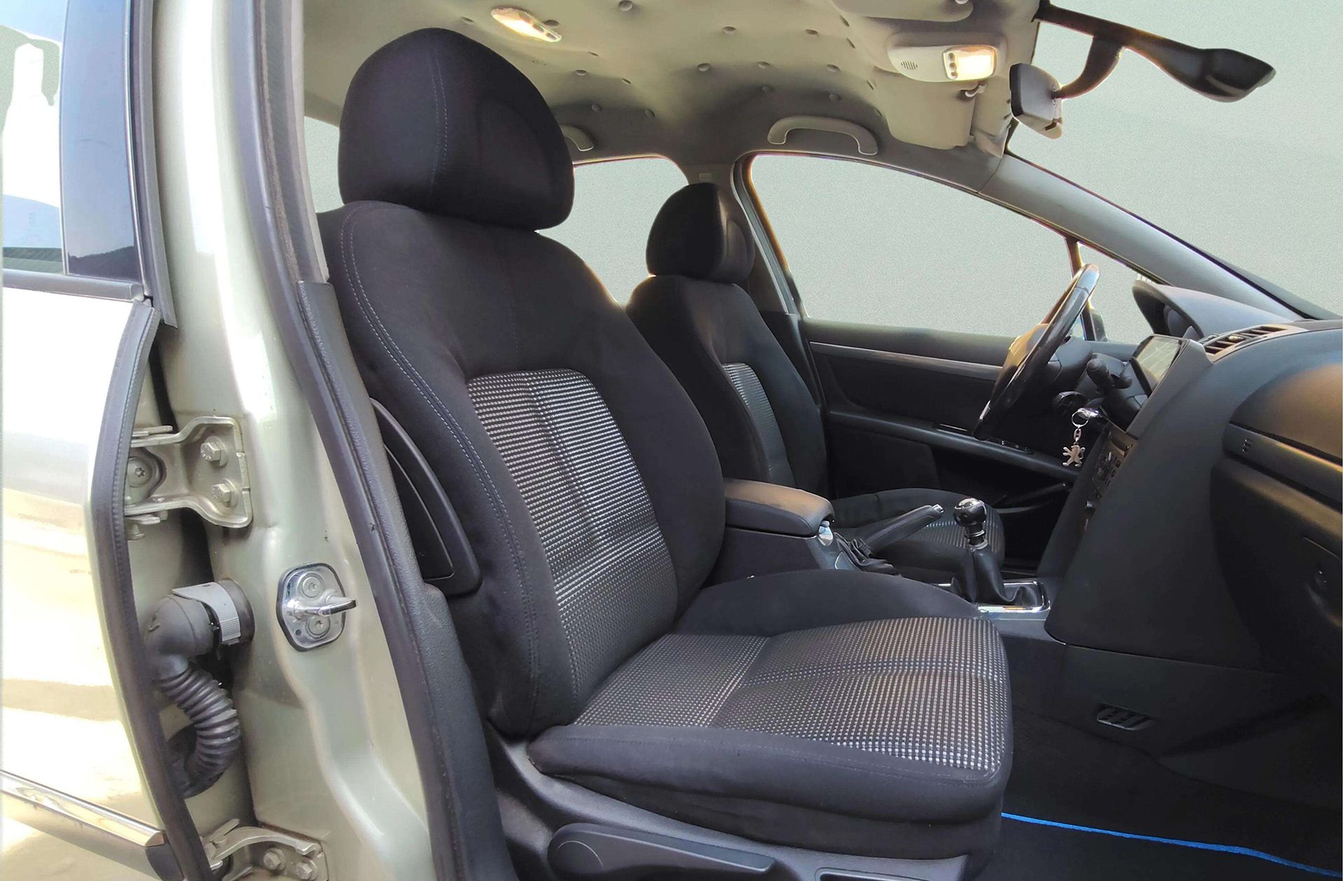 Peugeot 407 2.0 HDi ST Sport - foto 14