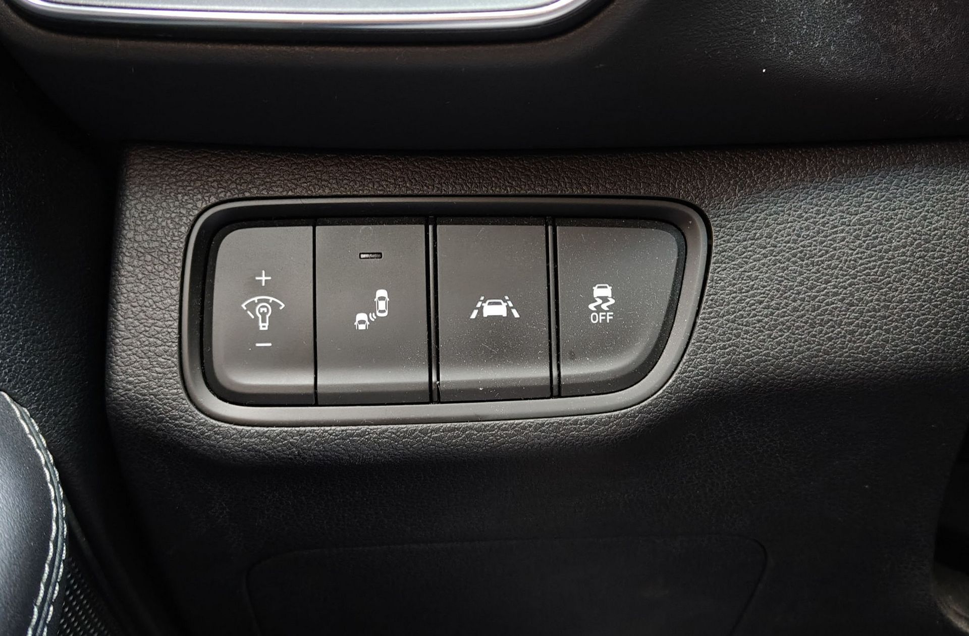 Hyundai Santa Fe 2.2 CRDi Tecno SR 4x2 7 plazas - foto 16