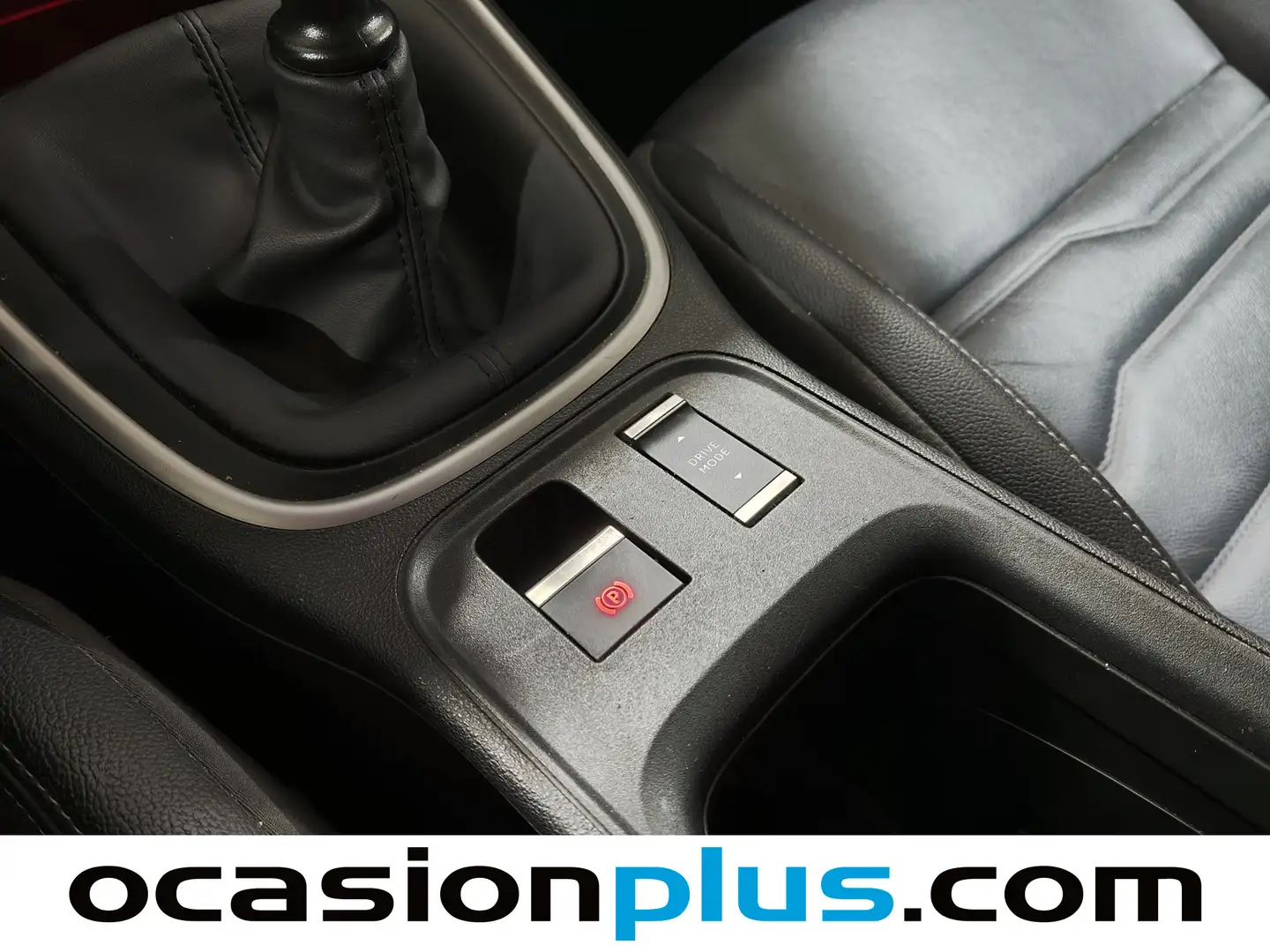 Foto Jeep Avenger Jeep Avenger 1.2 G Summit (100 CV)