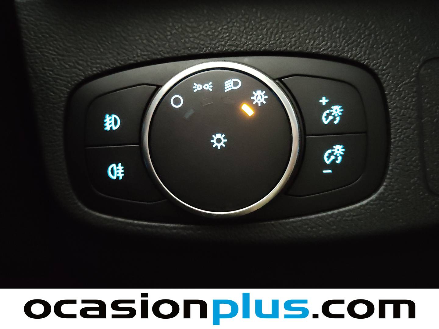 Paquetes del Ford Focus Ford Focus SportBreak 1.5 Ecoblue Active (120 CV)