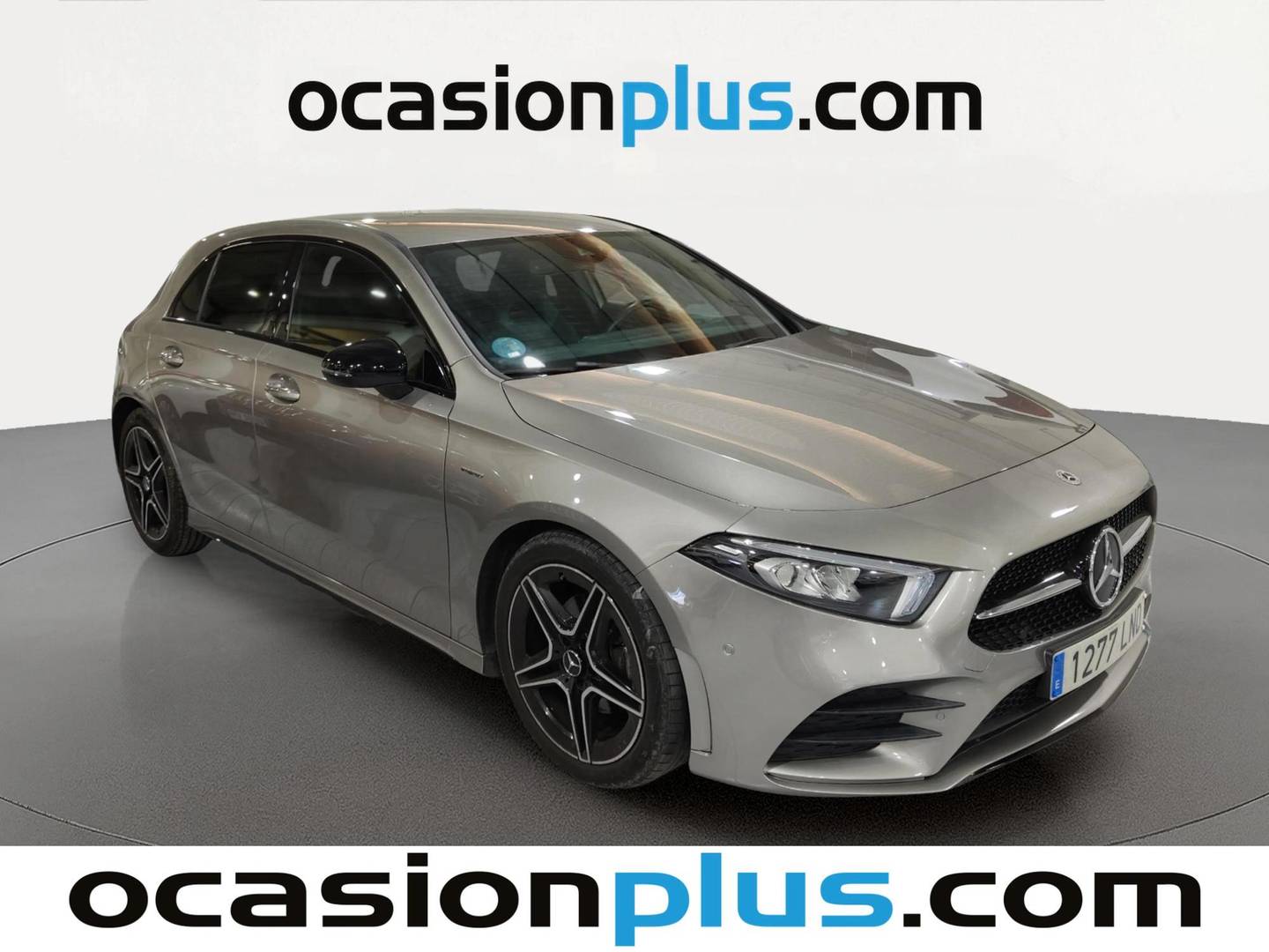 Foto delantera Mercedes Clase A Mercedes Clase A 180 d (116 CV) Pack AMG derecha