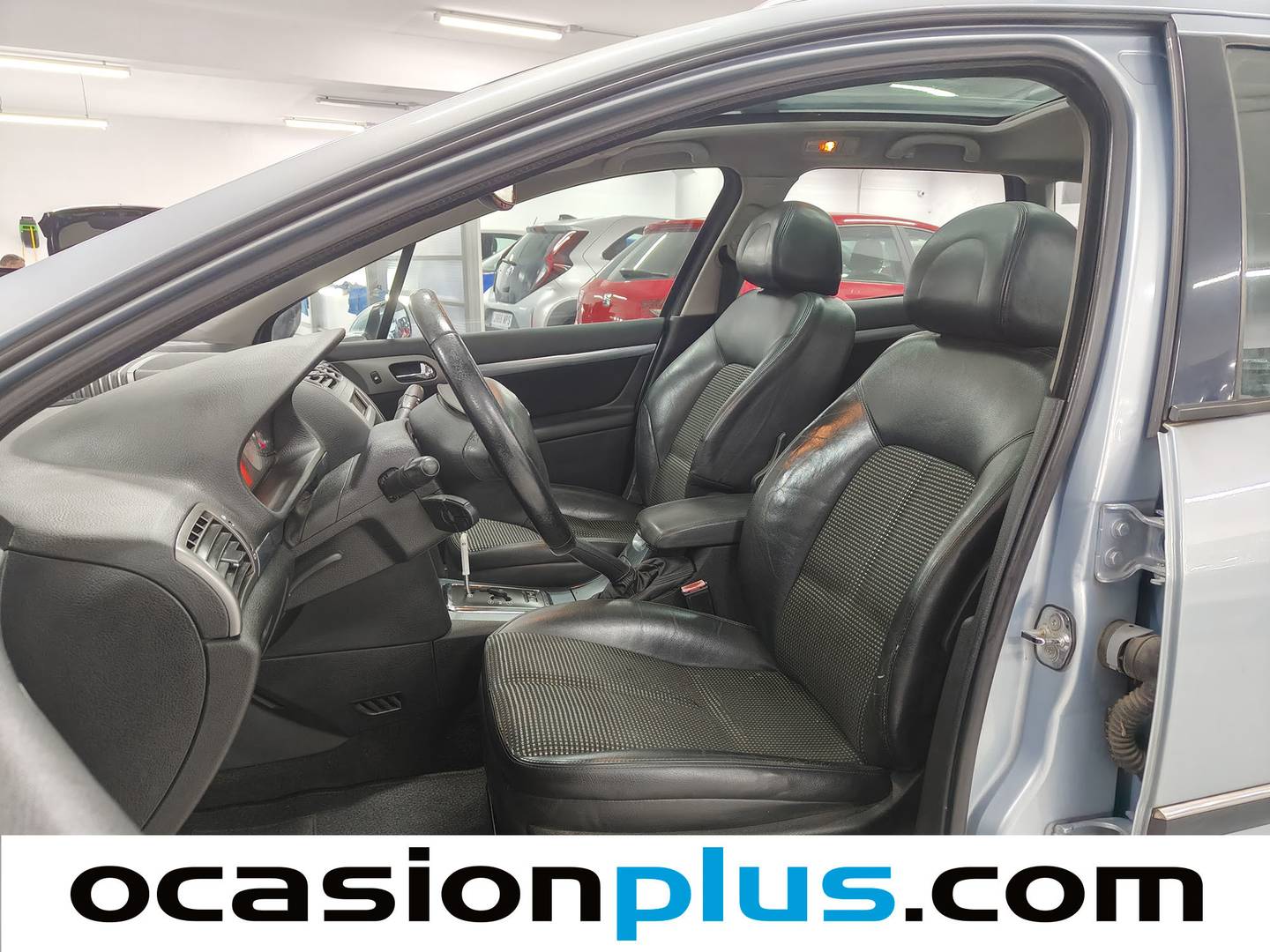 Foto Peugeot 407 SW Peugeot 407 SW SW 2.0 HDI ST Sport Pack Auto (136 CV)