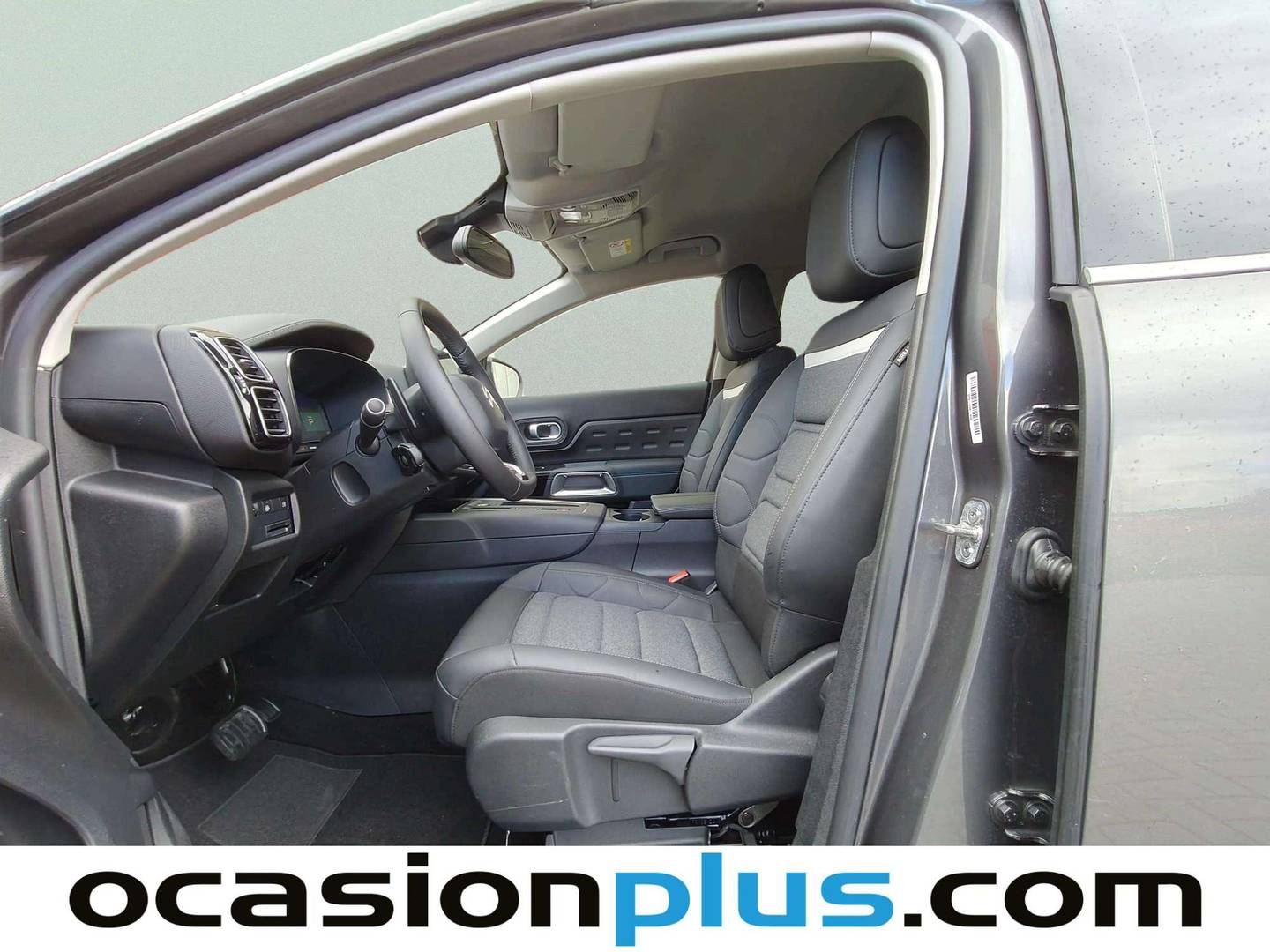 Foto Citroën C5 Aircross Citroen C5 Aircross Plug-in Hybrid 180 Plus e-EAT8 (180 CV)