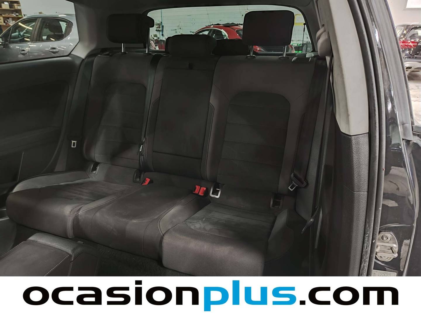 Foto Volkswagen Golf Volkswagen Golf Sport 2.0 TDI  Pack R-line (150 CV) DSG