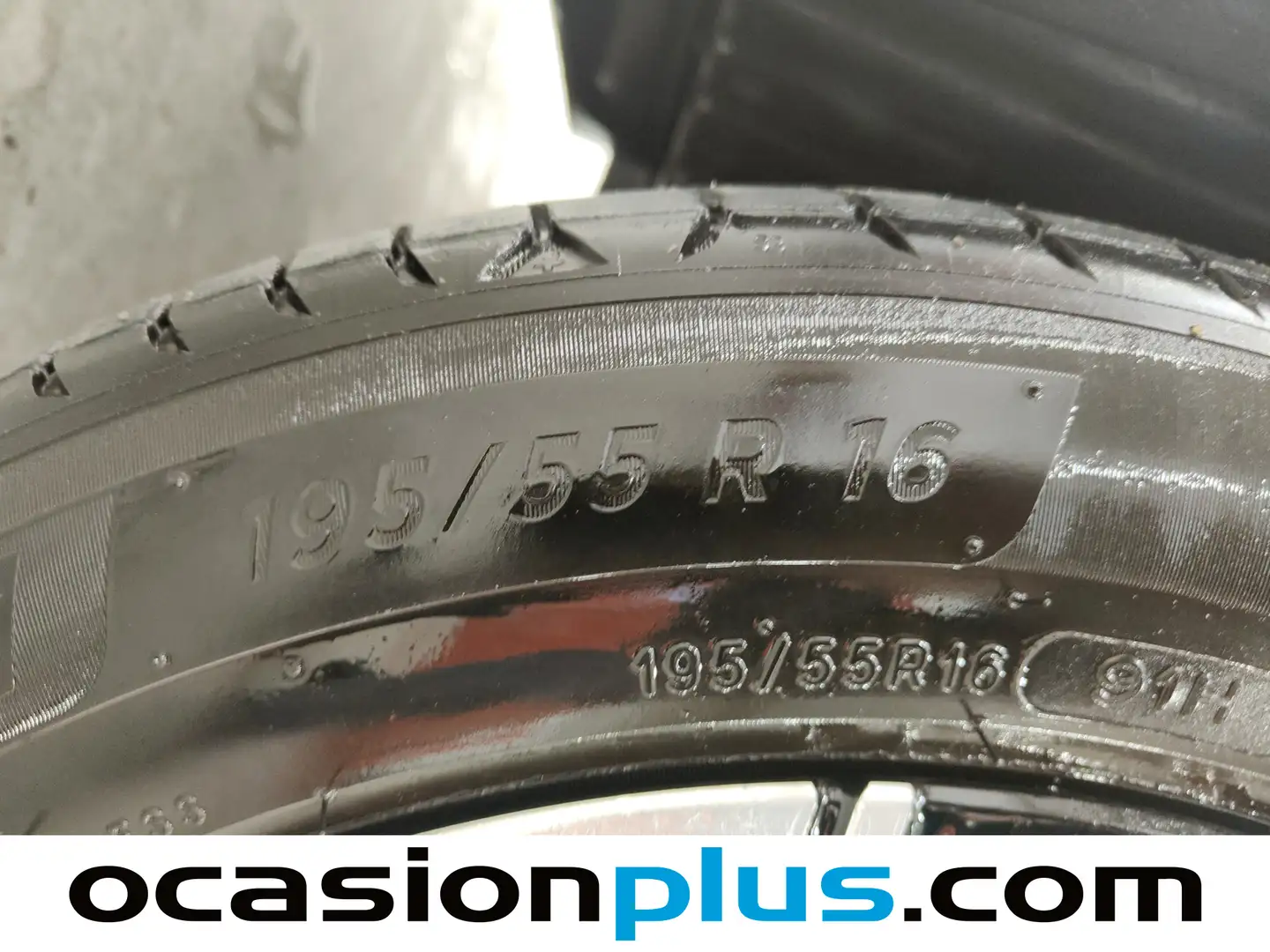 Foto Peugeot 208 Peugeot 208 PureTech 100 Allure (100 CV)